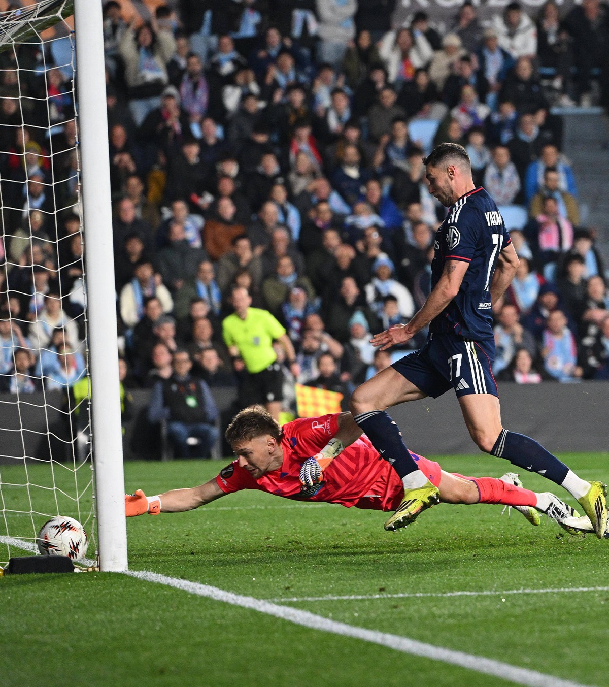 Lista de coșmar a lui Ionuț Radu FOTO-VIDEO. Cele șase gafe din cariera portarului naționalei » Ce notă i-a dat L’Equipe. Ce a spus antrenorul Celtei