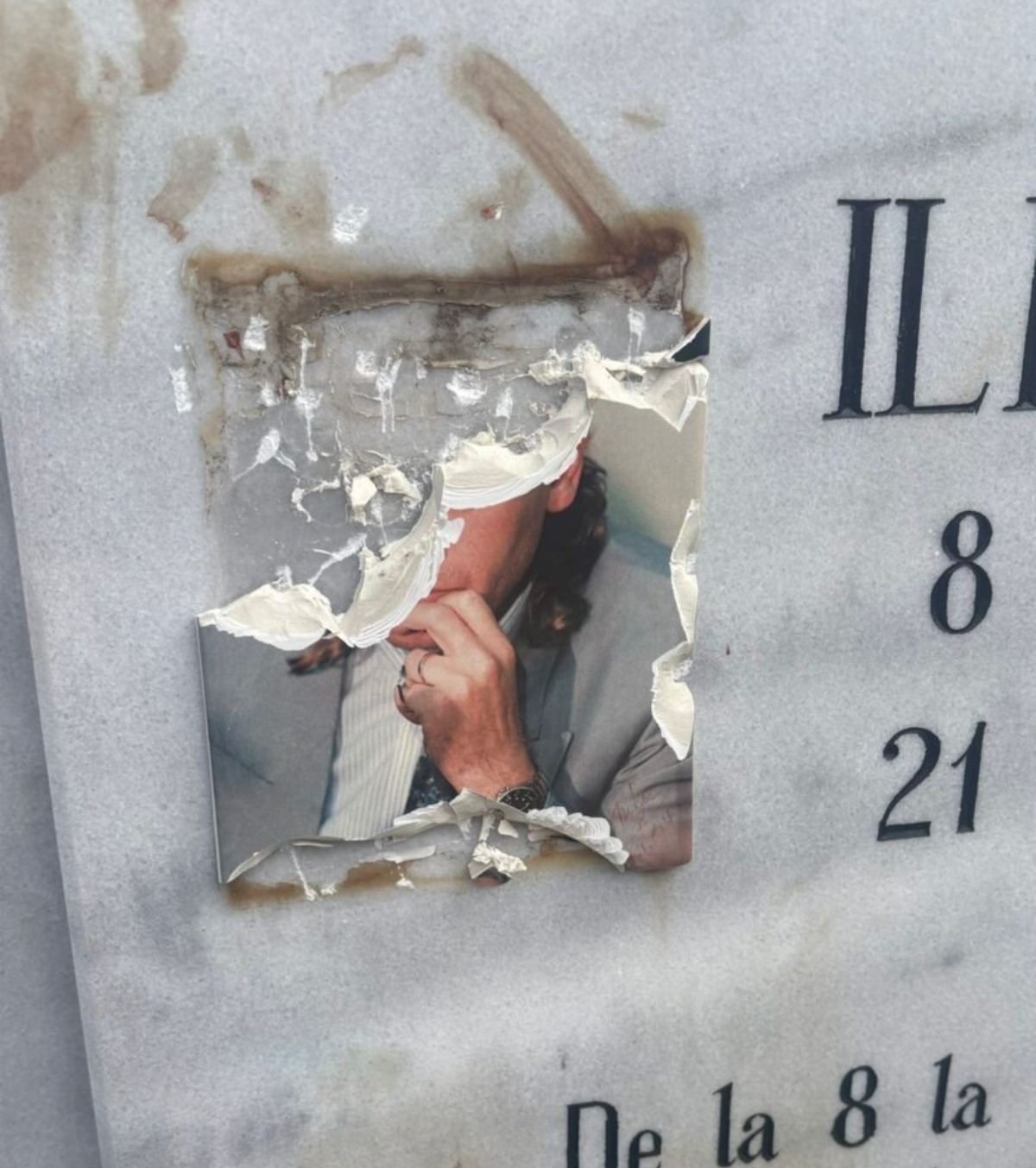 Mormântul lui Balaci, vandalizat FOTO. Imagine revoltătoare! Lorena Balaci a făcut plângere: „Erau urme de sânge, vreau să fie pedepsit!”