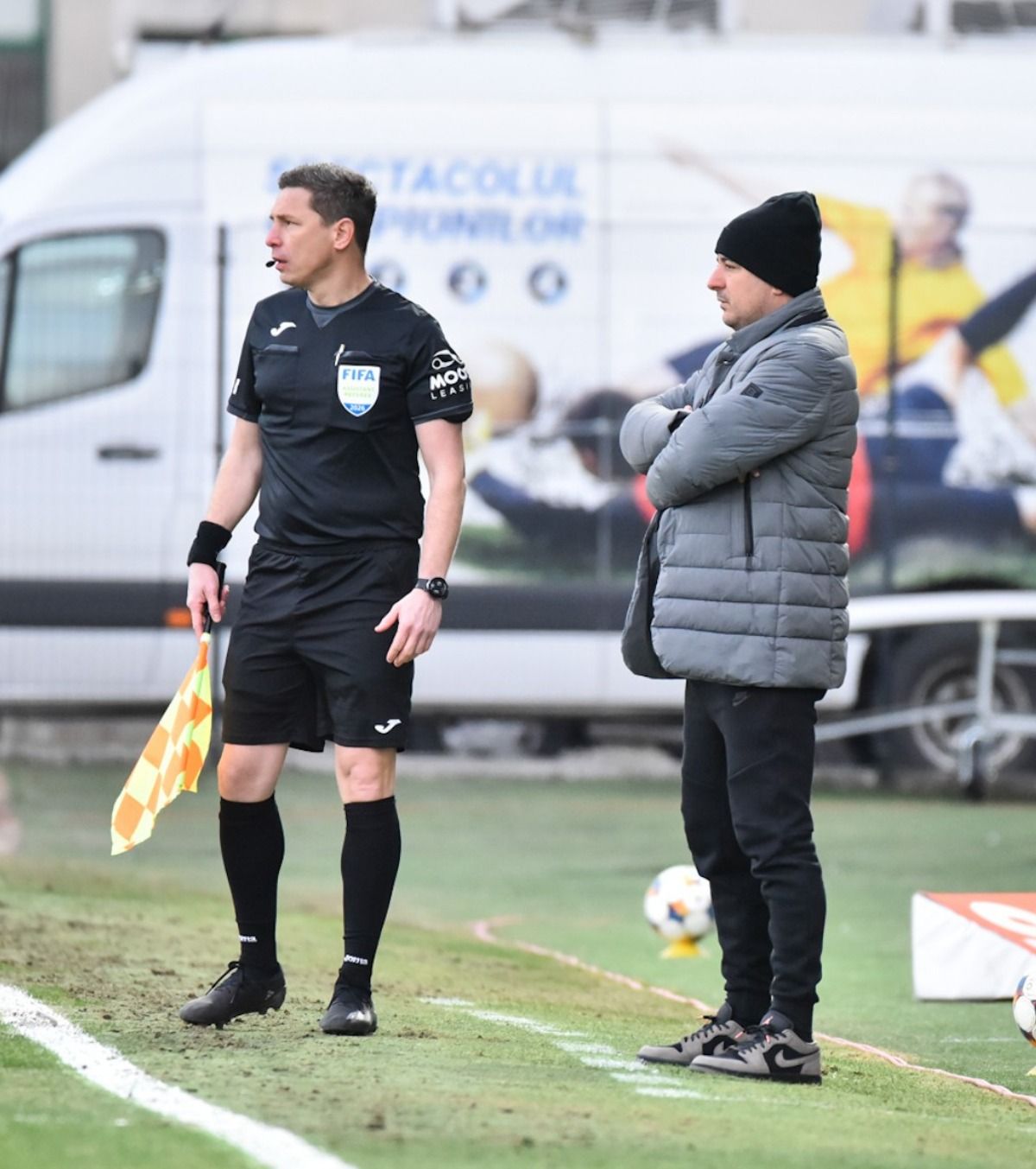 „Am văzut un semn și am știut” Ianis Zicu, acuzații  la adresa arbitrajului după Csikszereda - Farul: „Cât e ceasul? Am voie să vorbesc?”