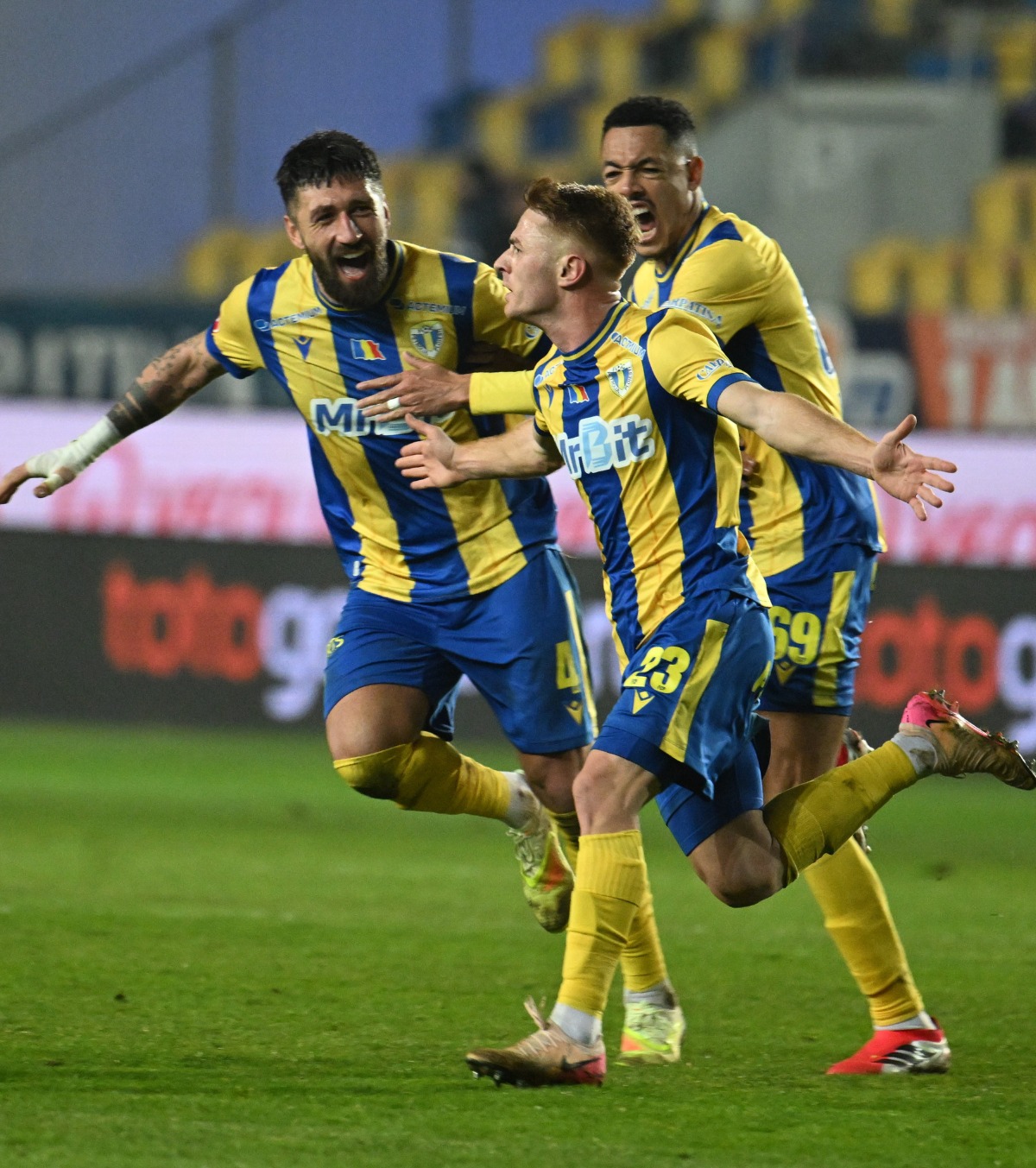 „Asta mi-au spus”  Andres Dumitrescu a dezvăluit motivele pentru care nu a mai semnat cu Dinamo + Ce spune despre revenirea în România 