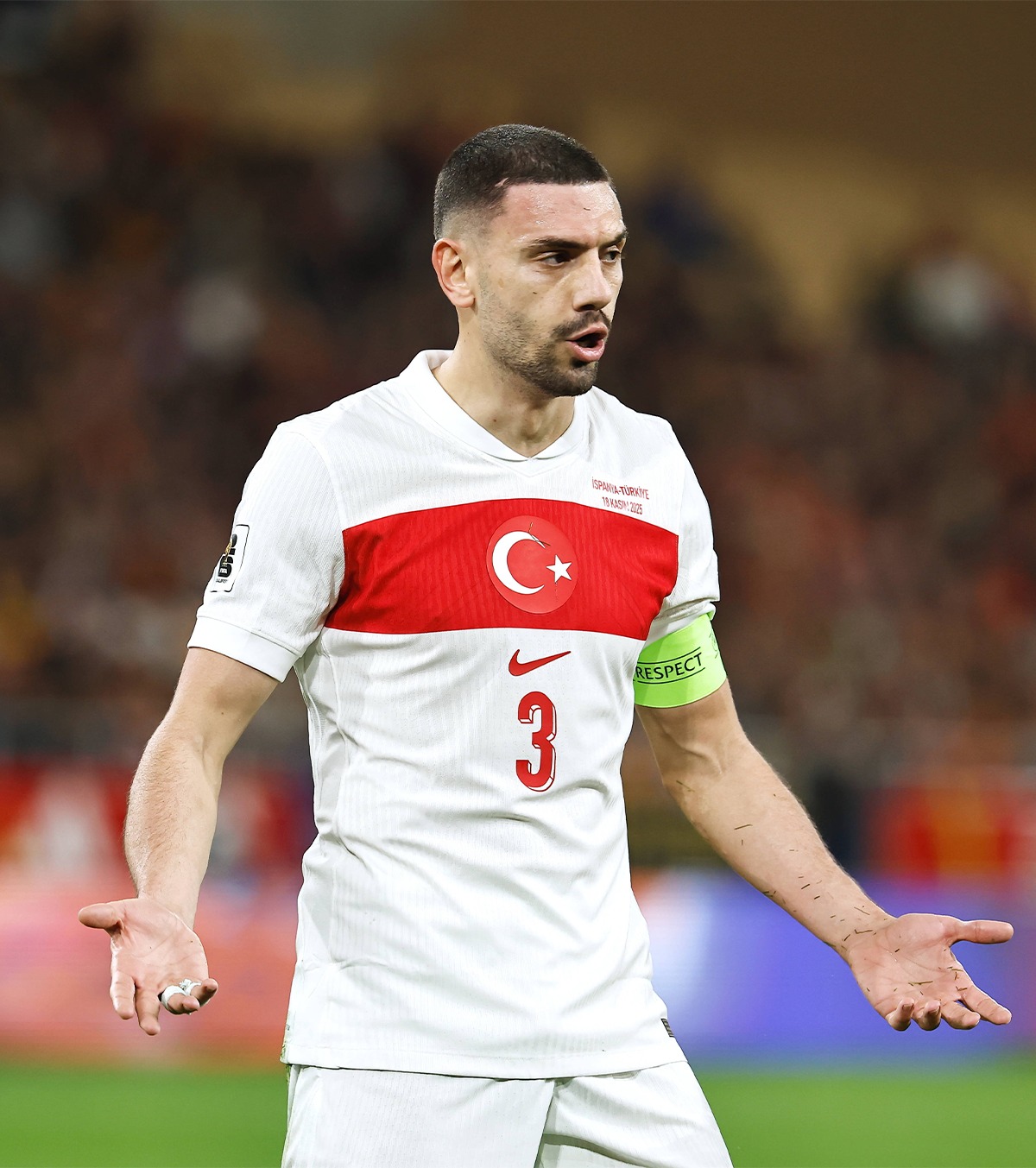 Probleme pentru Montella Selecționerul Turciei pierde unul dintre pilonii apărării , înainte de barajul cu România