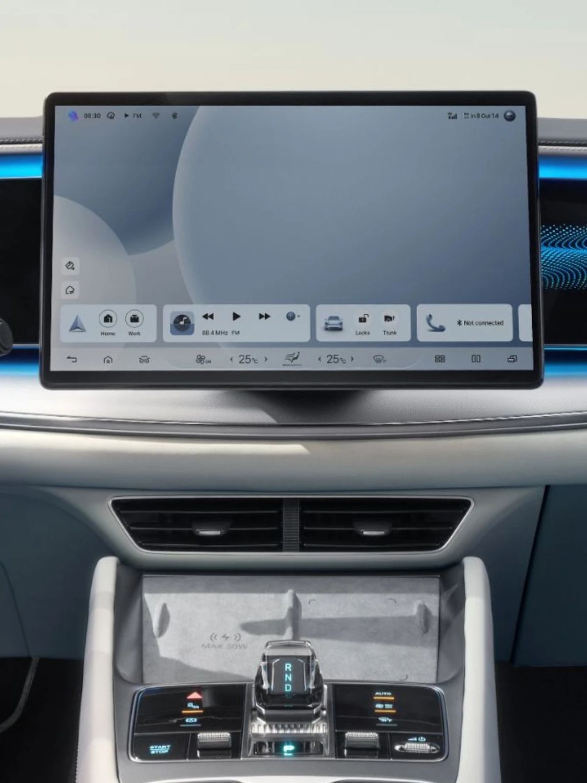 Bolidul care l-a cucerit pe Guardiola FOTO: Antrenorul lui Manchester City a cerut sponsorului a doua mașină. Ce marcă e, cum arată și ce preț are