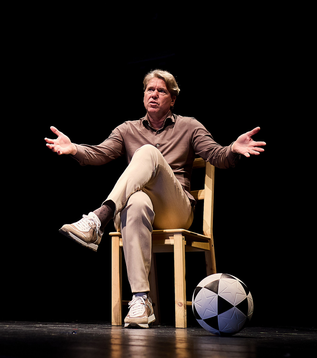 „au dezamăgit”  VIDEO. Răducioiu a găsit vinovații pentru ratarea calificării României la Mondial: „Foarte slab”. Ce spune despre Hagi