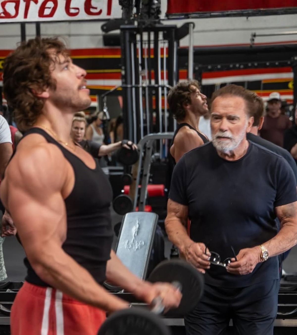 Din tată-n fiu Băiatul lui Arnold Schwarzenegger a devenit campion la culturism