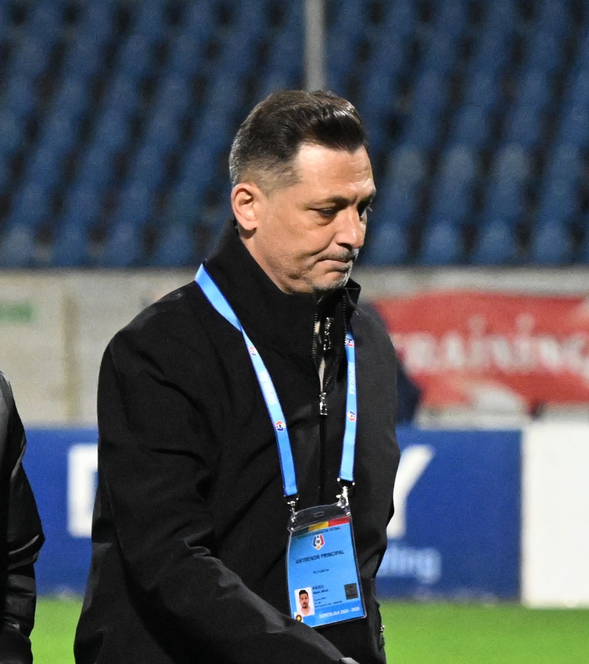 „Parcă ne-am văzut prima oară”  Rădoi, tăios cu jucătorii după înfrângerea cu Botoșani: „Dacă există asta, e o mare problemă”