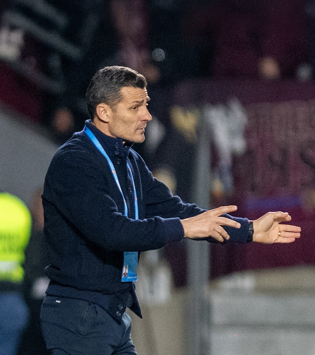 „Trebuie să fim egali toți” Costel Gâlcă, reacție dură după pedepsele primite de Rapid: „Să fie sancționate și alte echipe la fel”