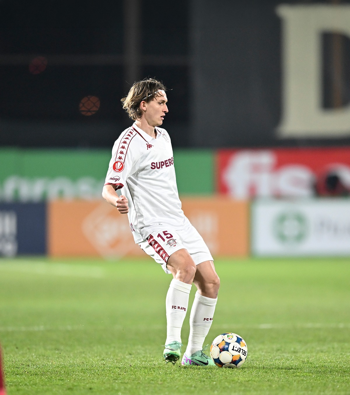 Ce a pățit Vulturar Noi detalii despre accidentarea jucătorului de la Rapid: „Acesta e cel mai optimist scenariu”