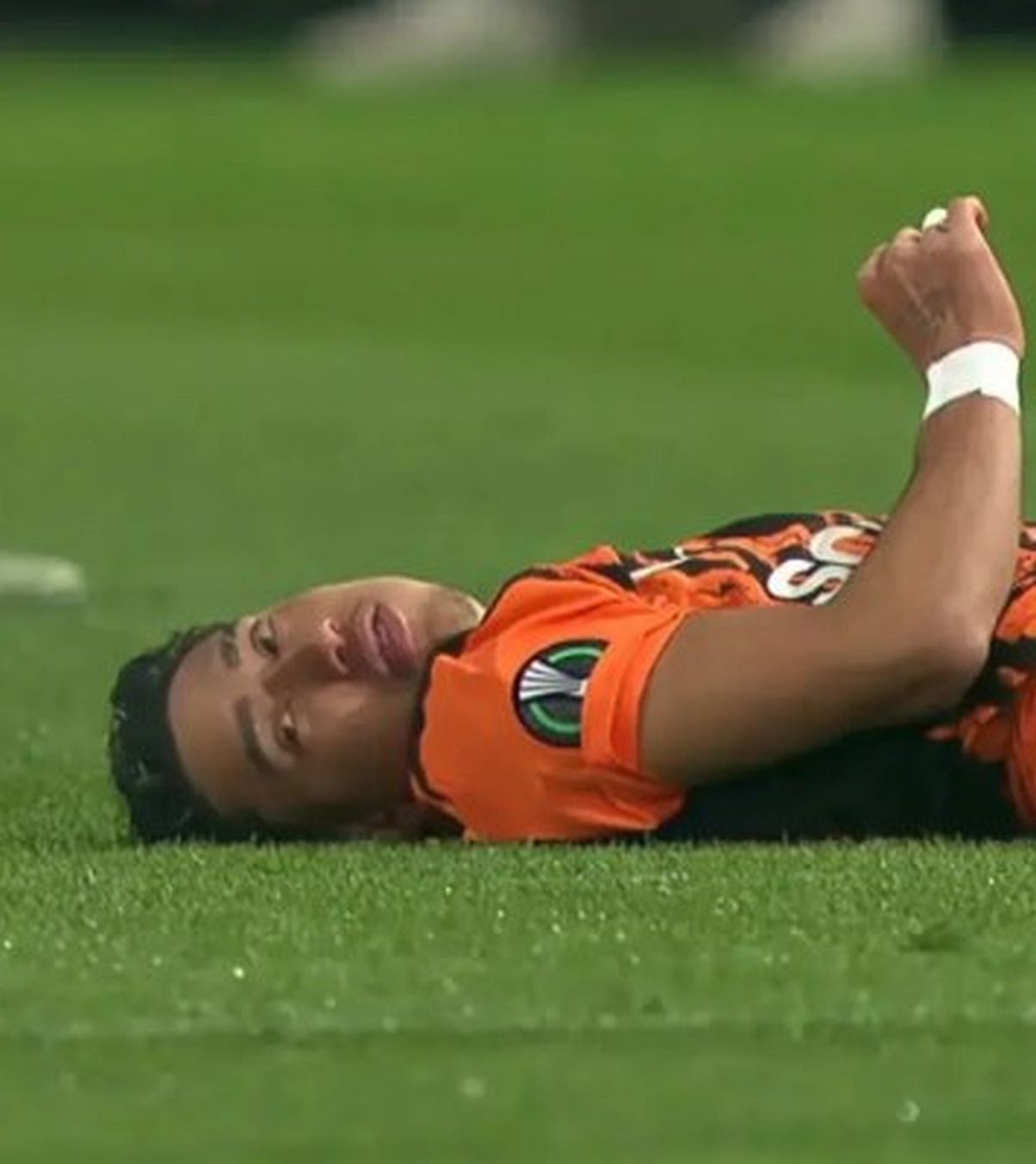 Se putea încheia tragic FOTO. Jucătorul lui Shakhtar și-a pierdut cunoștința pe teren. Incredibil ce s-a întâmplat după aceea!