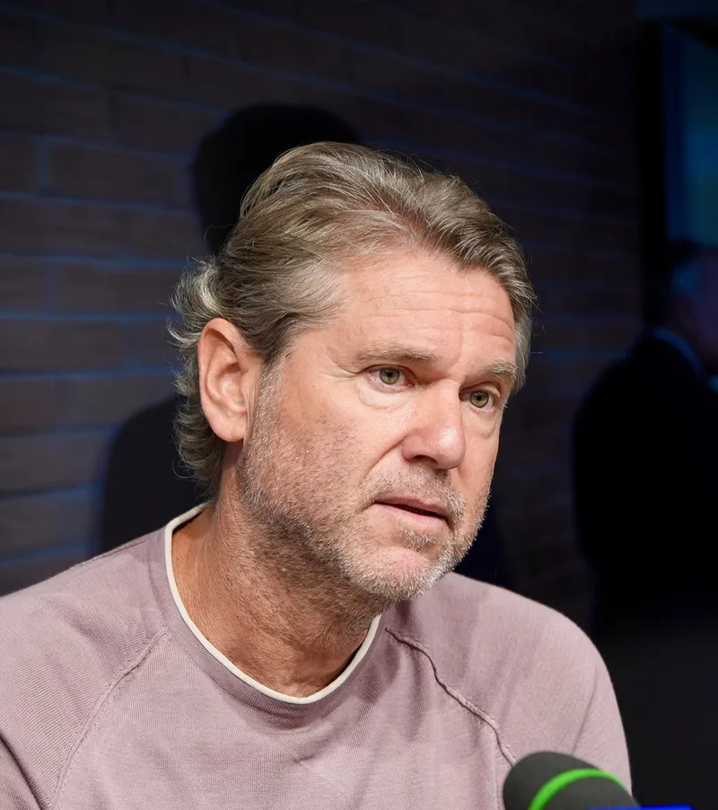 „Nu sunt pregătit, nea Mircea...” Florin Răducioiu, mesaj sfâșietor în ziua înmormântării lui Mircea Lucescu: „Fără dumneata, nu ajungeam aici”