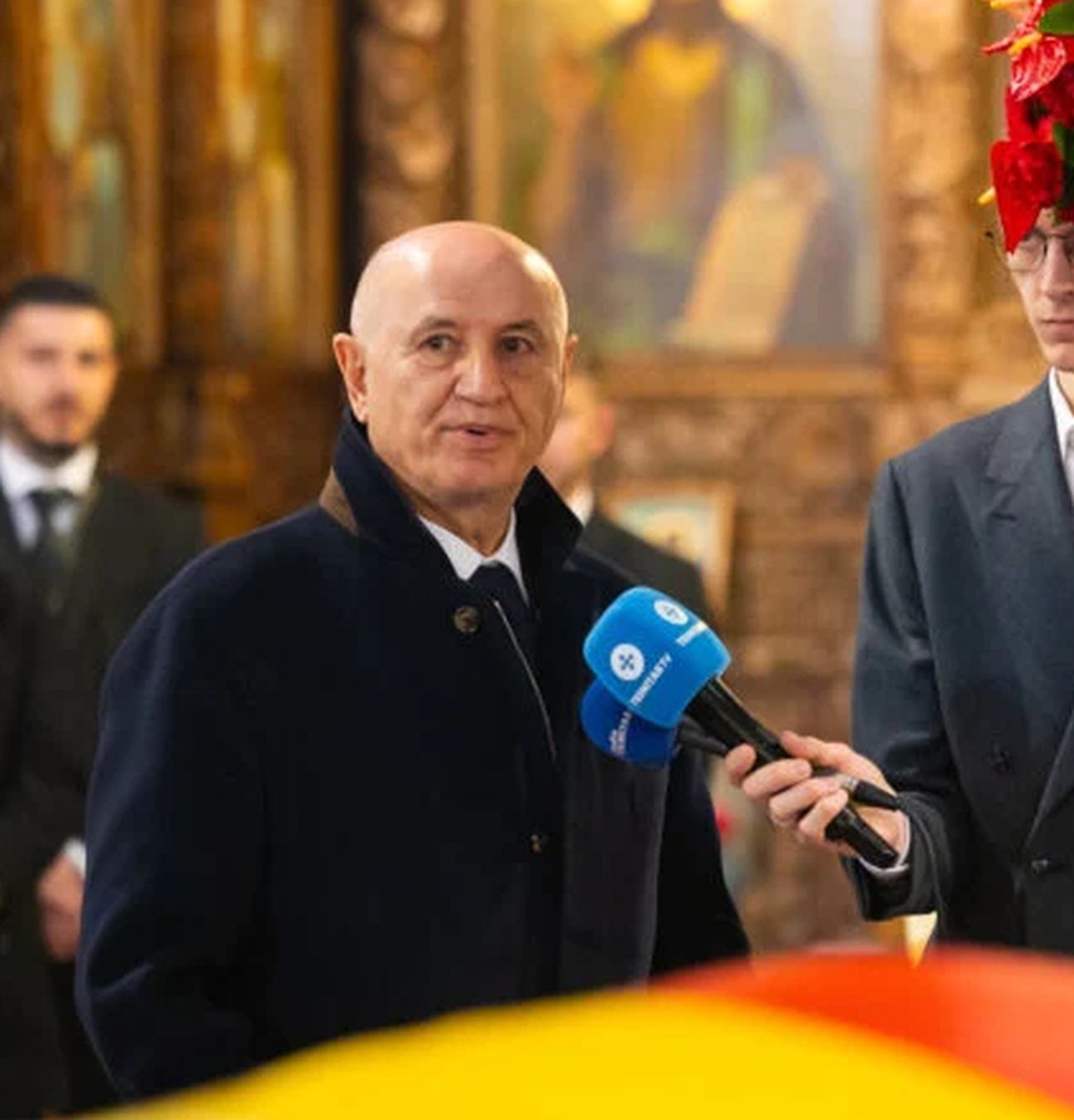 „Un român universal” Cuvinte profunde ale lui George Copos și Răzvan Burleanu, în discursurile de la înmormântarea lui Mircea Lucescu