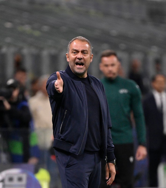 Scântei înainte de Atletico - Barcelona VIDEO. Flick îl acuză pe Simeone că folosește  strategia lui Mourinho