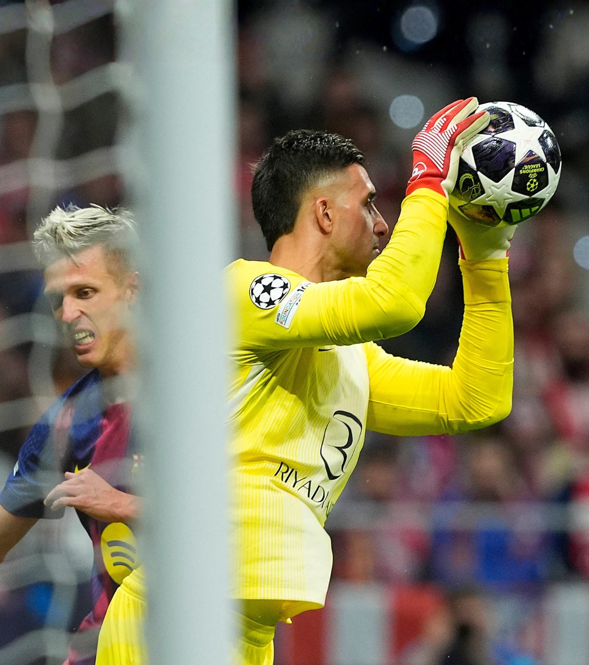 Eroul premiat cu Mondial Musso, rezerva gigantică a lui Atletico, 4 parade vitale contra Barcelonei: „Visurile copilului se împlinesc”