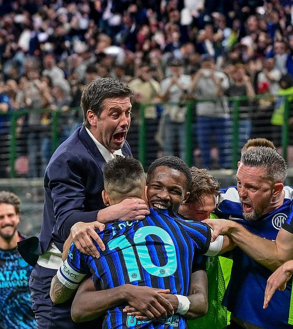 Chivu, show la conferință Antrenorul lui Inter despre controversele în care e atras: „Nu sunt idiot. Dacă nu înțelegem ironia, mai bine ne apucăm de altceva!”