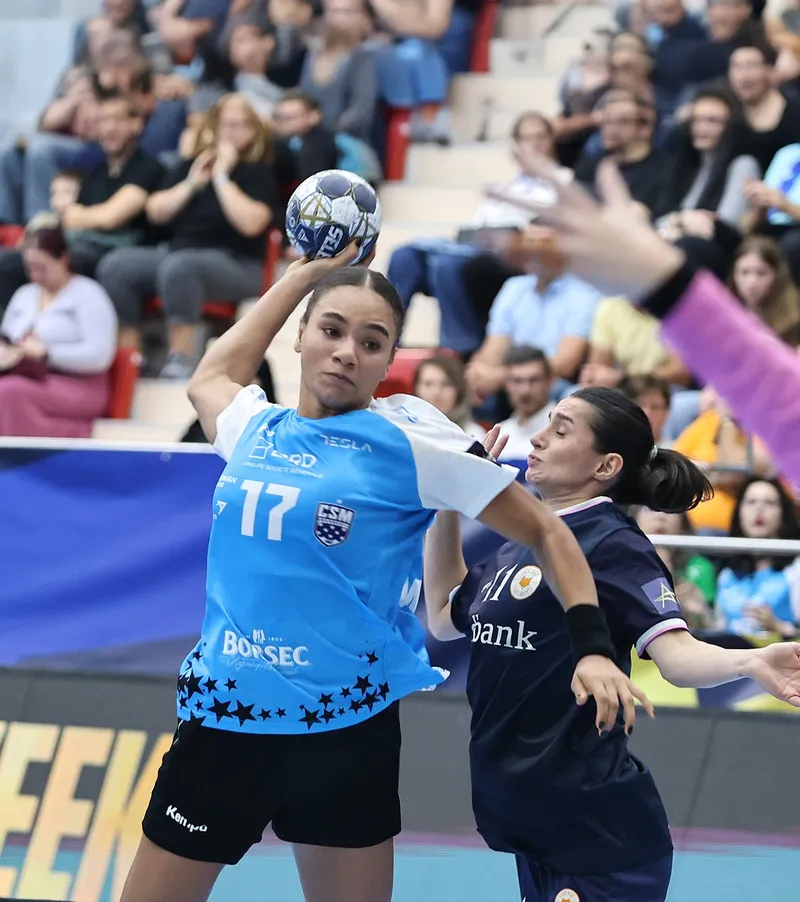 Zi mare pentru handbalul românesc LIVE de la 17:00 » Bistrița o întâlnește pe Brest » CSM București joacă la Esbjerg pentru un loc în Final Four, de la 19:00
