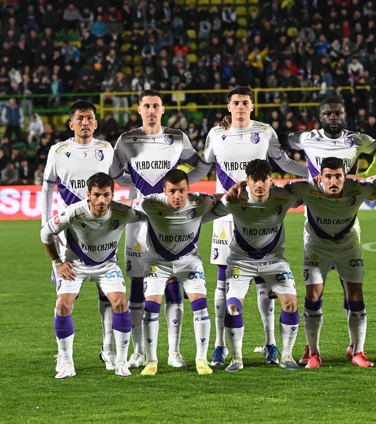 Probleme pentru FC Argeș și Rapid  Cele două cluburi nu au primit licența UEFA! Ce șanse mai au să participe în cupele europene » Reacția lui Angelescu