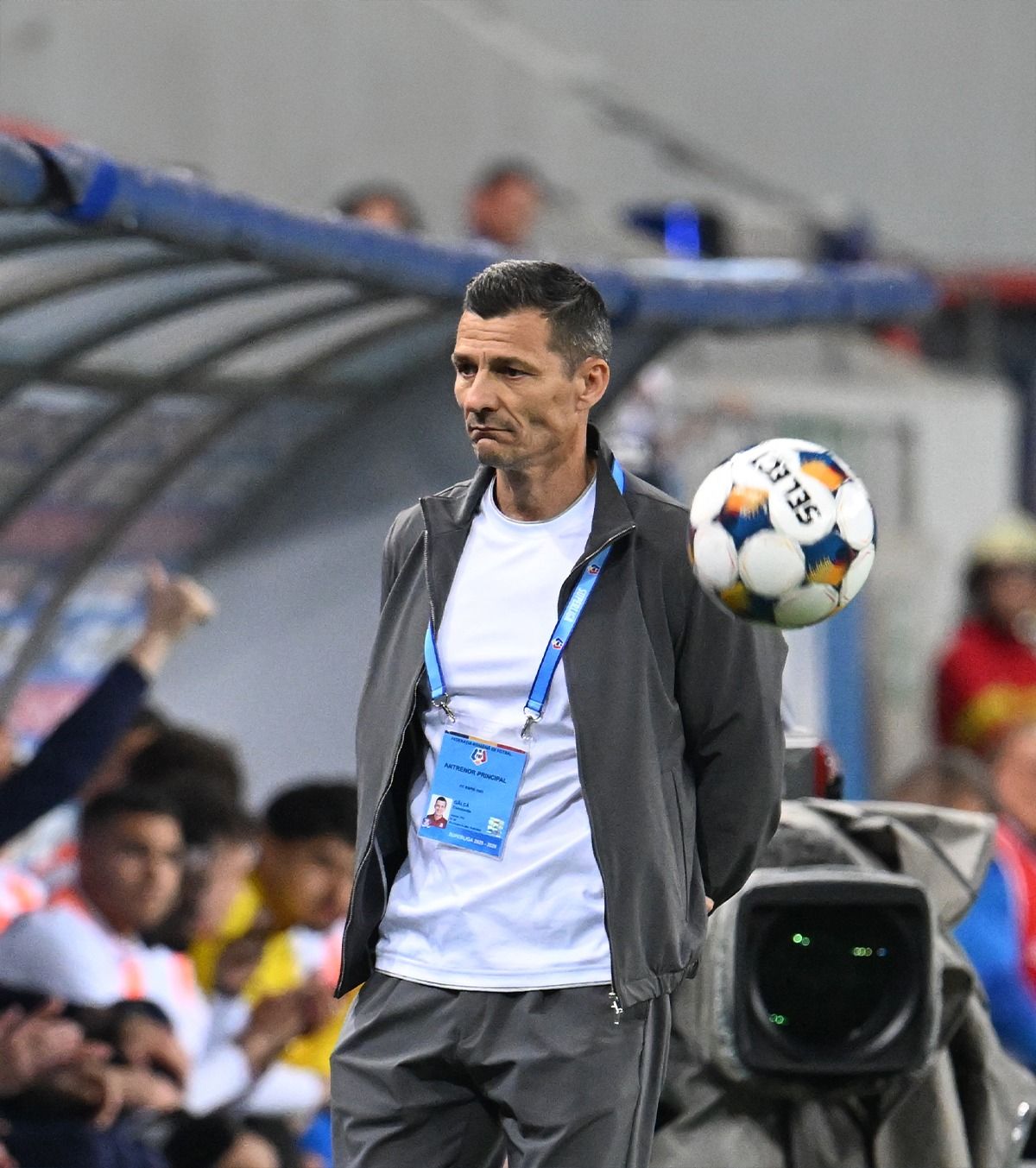 Gâlcă avertizează Nemulțumirea antrenorului de la Rapid, după eșecul cu Craiova:  „Vor juca cei care pot alerga!”