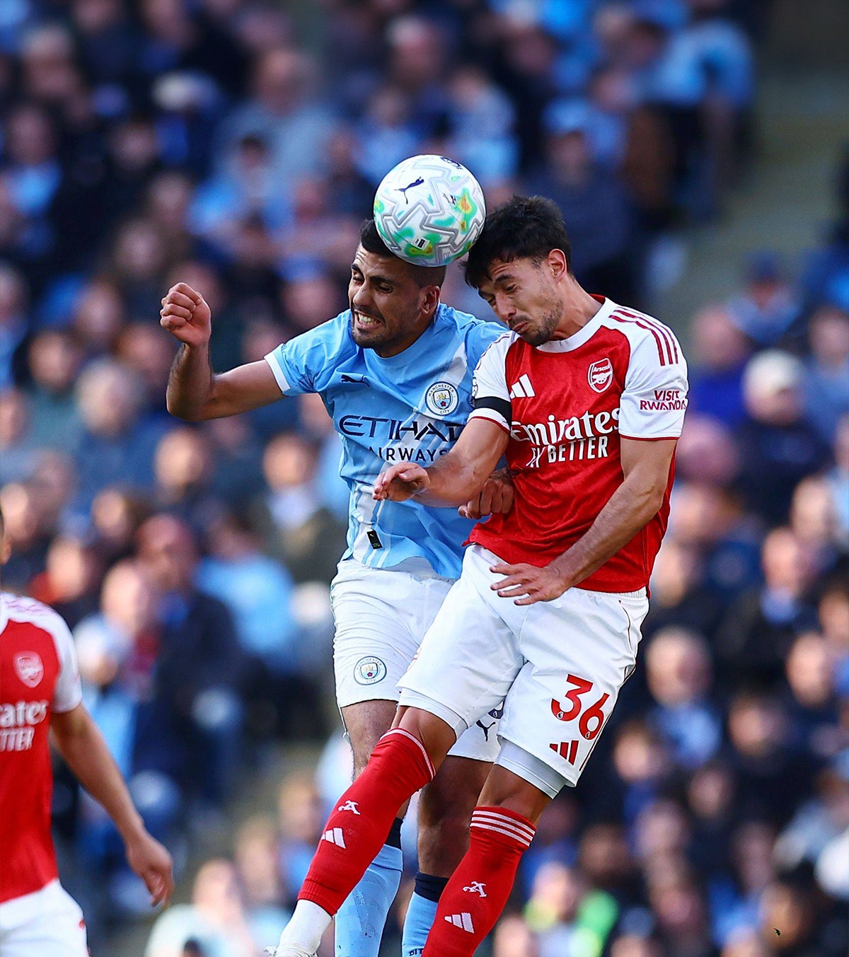 Duel feroce pentru titlu Manchester City și Arsenal, despărțite doar de golurile marcate în sprintul din Premier League