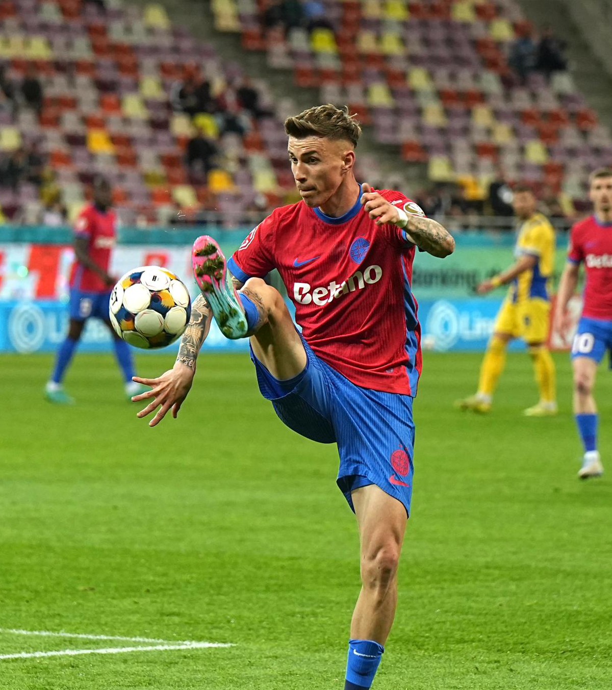 Și-a revenit Tavi Popescu Fotbalistul FCSB-ului a marcat sub privirile selecționerului Hagi » Al doilea meci consecutiv cu realizări, după 28 de meciuri  de „secetă”