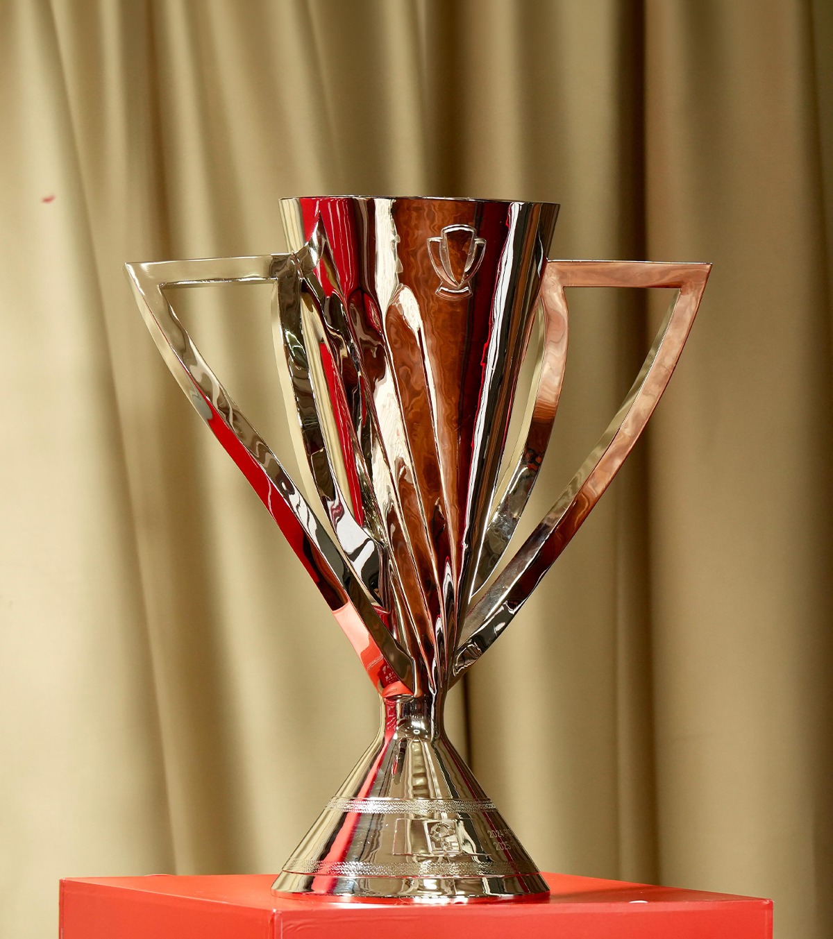 Se amână startul Ligii 1? Cluburile au votat astăzi să solicite FRF o schimbare pentru noul campionat. Care e motivul