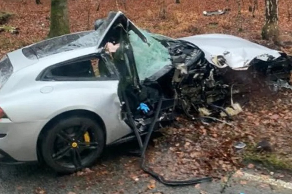 Mașina lui Michail Antonio după accident / Foto: The Sun