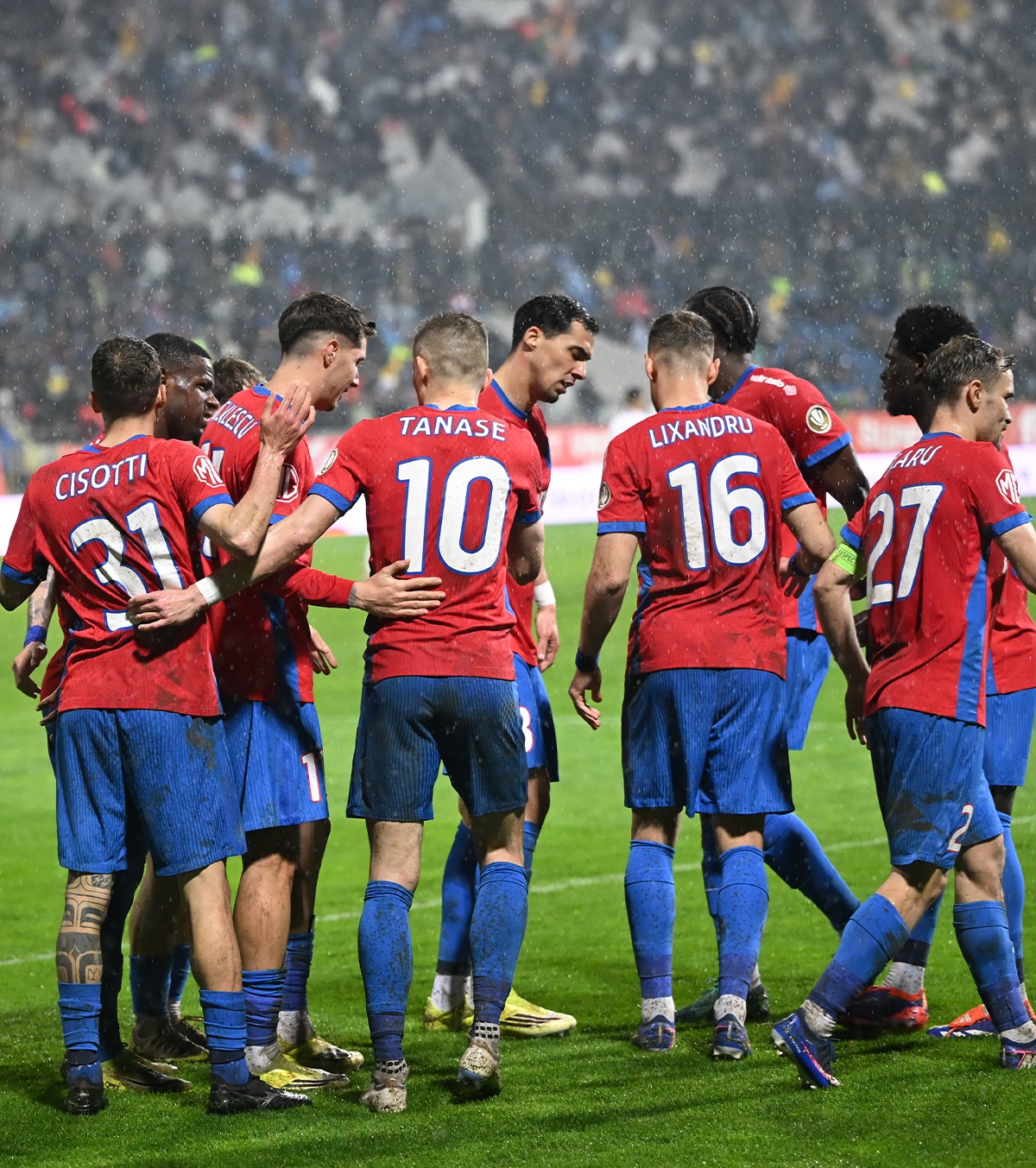 FCSB l-a convins! Contract nou pentru unul dintre cei mai importanți jucători ai echipei: „E al nostru”