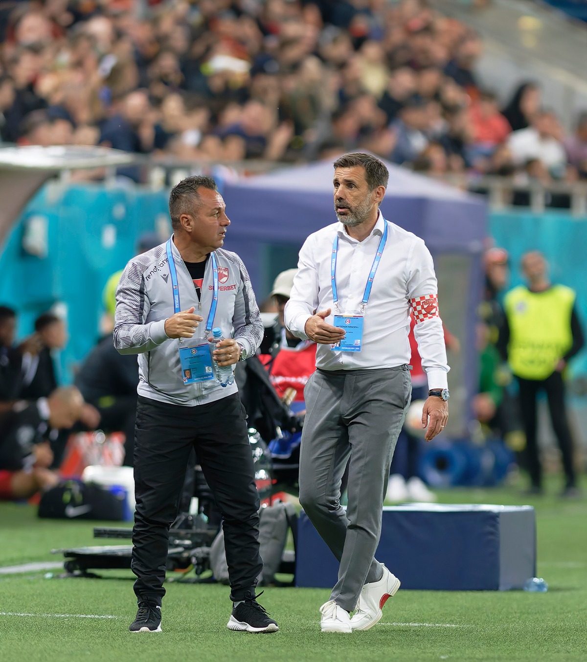 Zeljko Kopic, la Dinamo, alături de secundul Florentin Petre. Foto: Raed Krishan