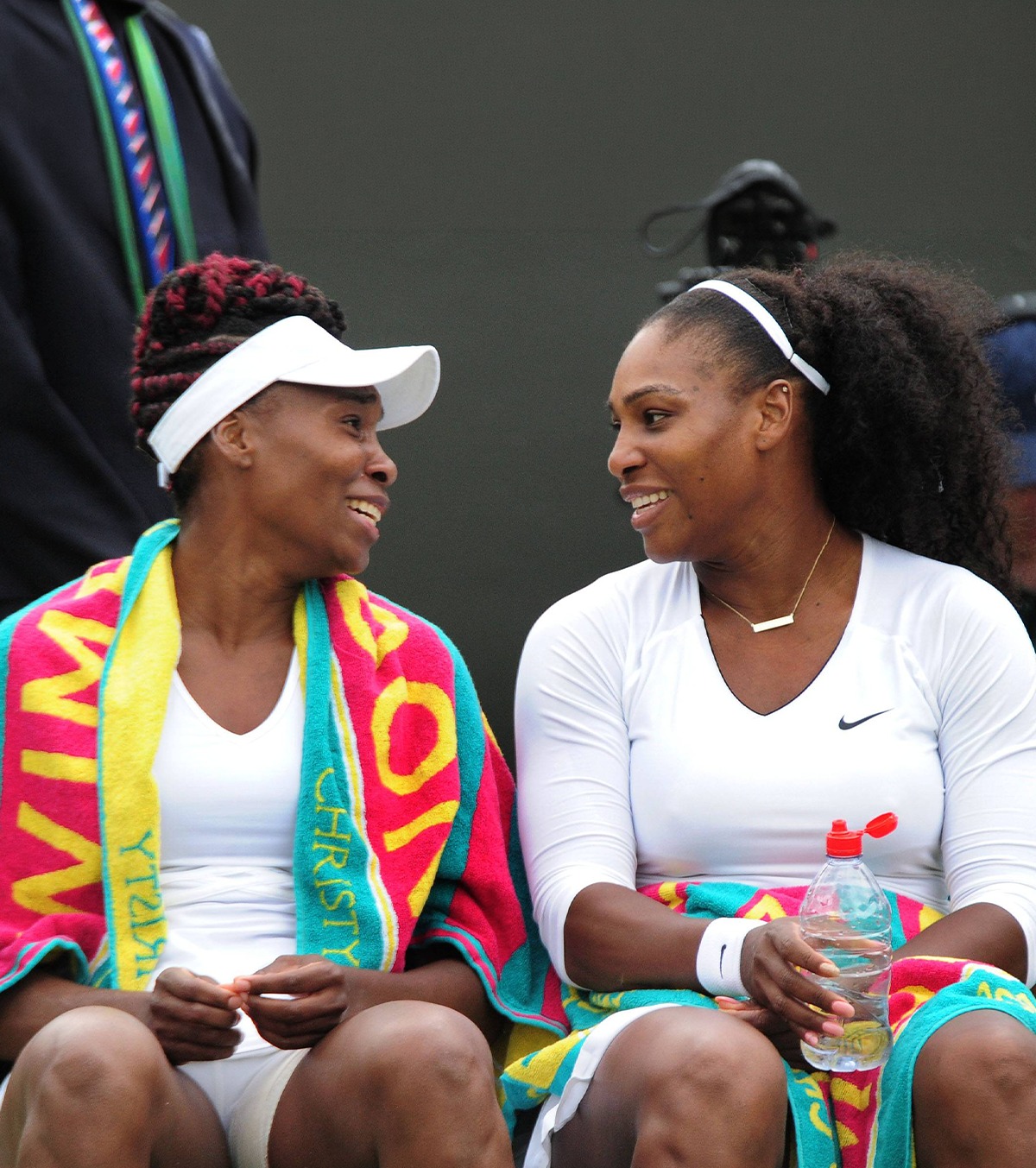 Joacă la Wimbledon Serena și Venus Williams, wild-card pentru al treilea Grand Slam al anului