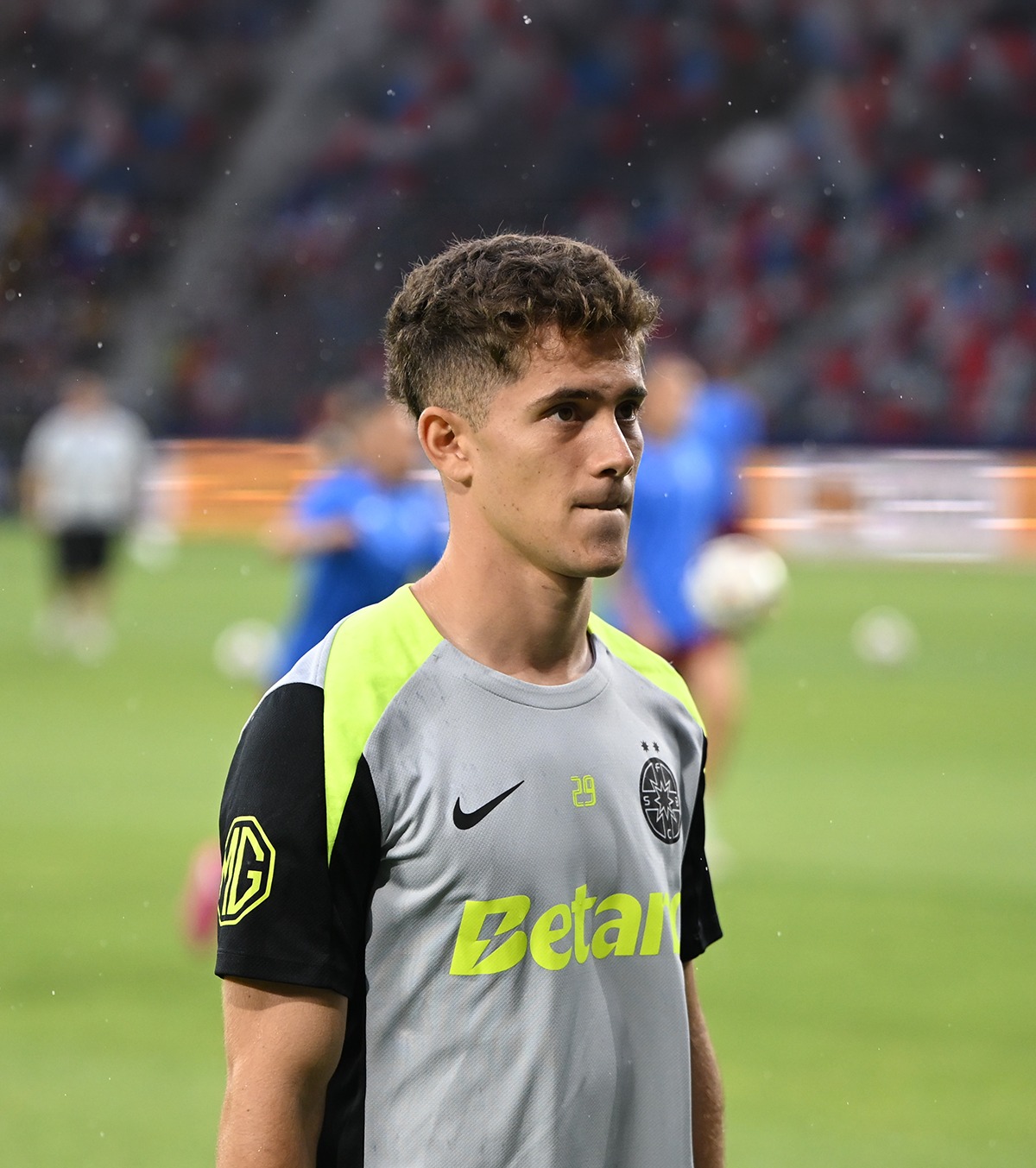 Out de la FCSB „Roș-albaștrii” renunță gratis la el după ultimul transfer