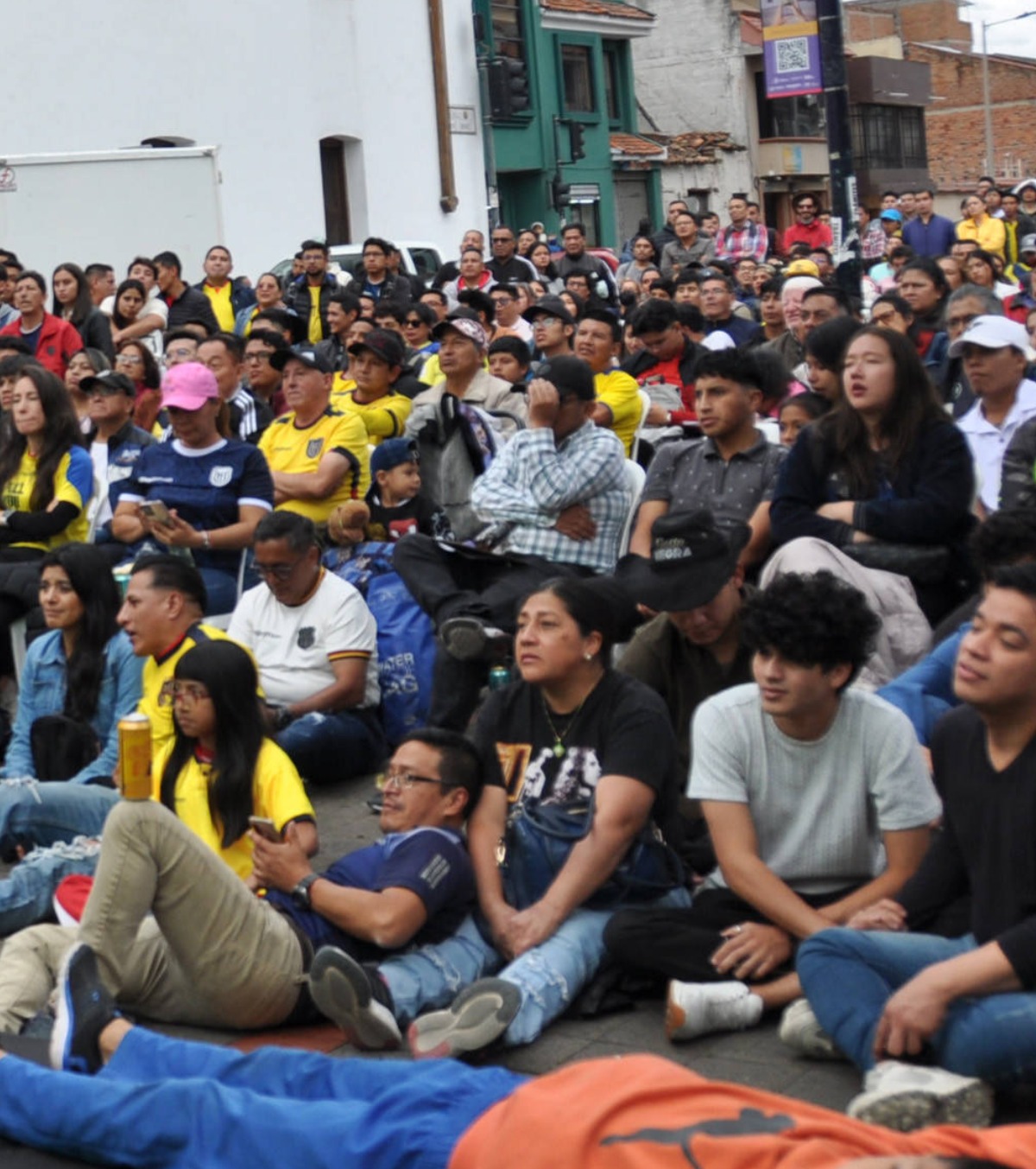 Asasini de 16 ani, crimă în Ecuador FOTO. Localnicii care urmăreau meciul împotriva Curacao, atacați de doi adolescenți. O persoană a fost ucisă