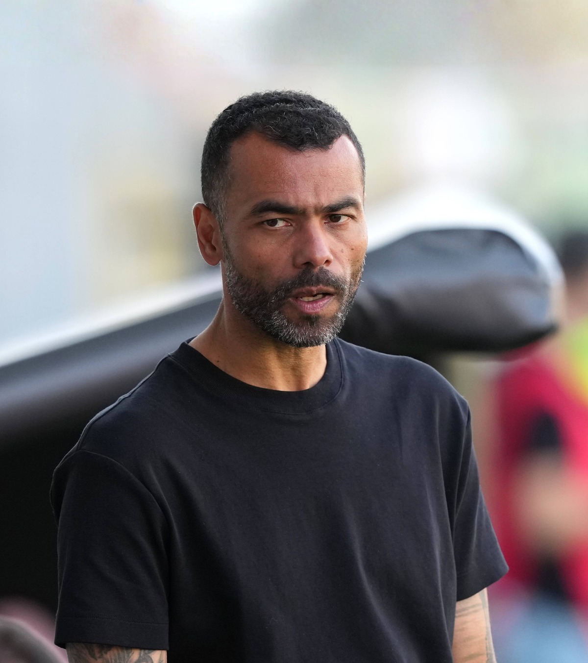Pe bancă e mai greu Ajuns antrenor, fostul mare jucător al Angliei se desparte de prima sa echipă  după doar 8 meciuri