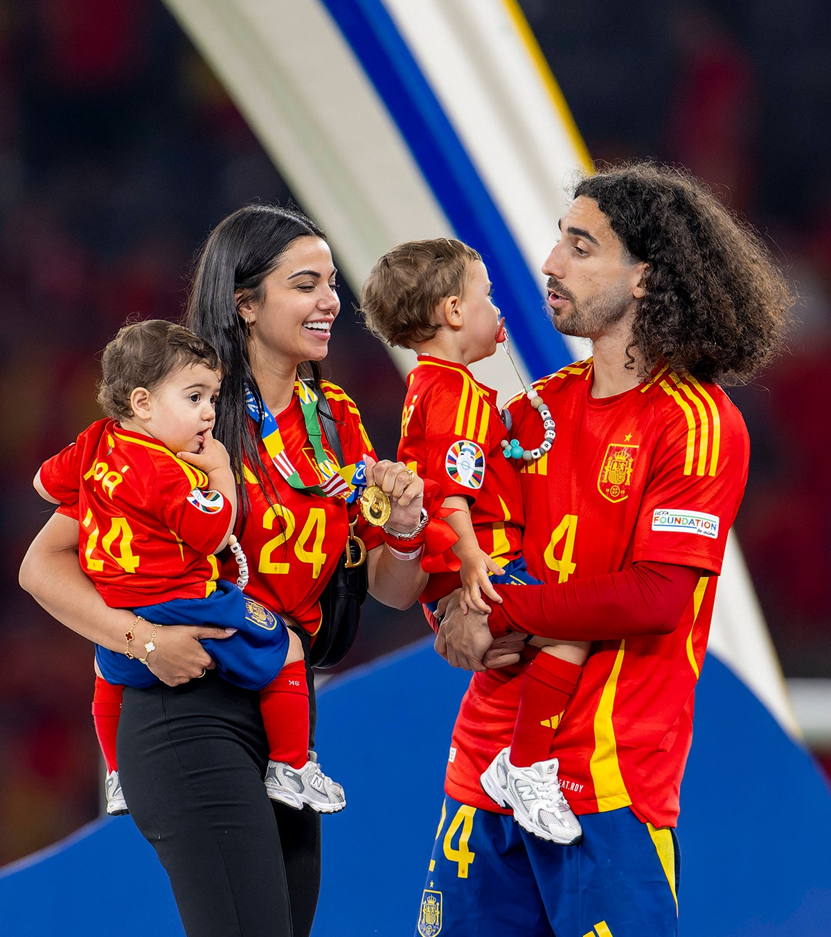Amenințată cu moartea! Fanii catalani au hărțuit-o pe partenera lui Marc Cucurella dintr-un motiv stupid