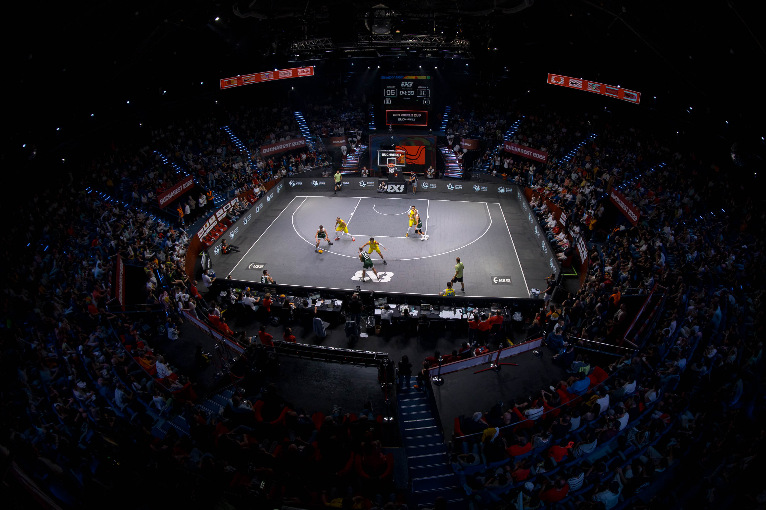 Baschetul 3x3 revine la Circ Spectacol la înălțime cu jucători de top din clasamentul mondial și artiști acrobați din toată lumea