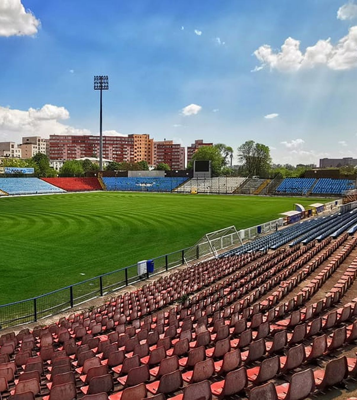 Stadionul Oțelul, scos la licitație! Compania care deține arena a făcut anunțul. Ce sumă cere pe arenă