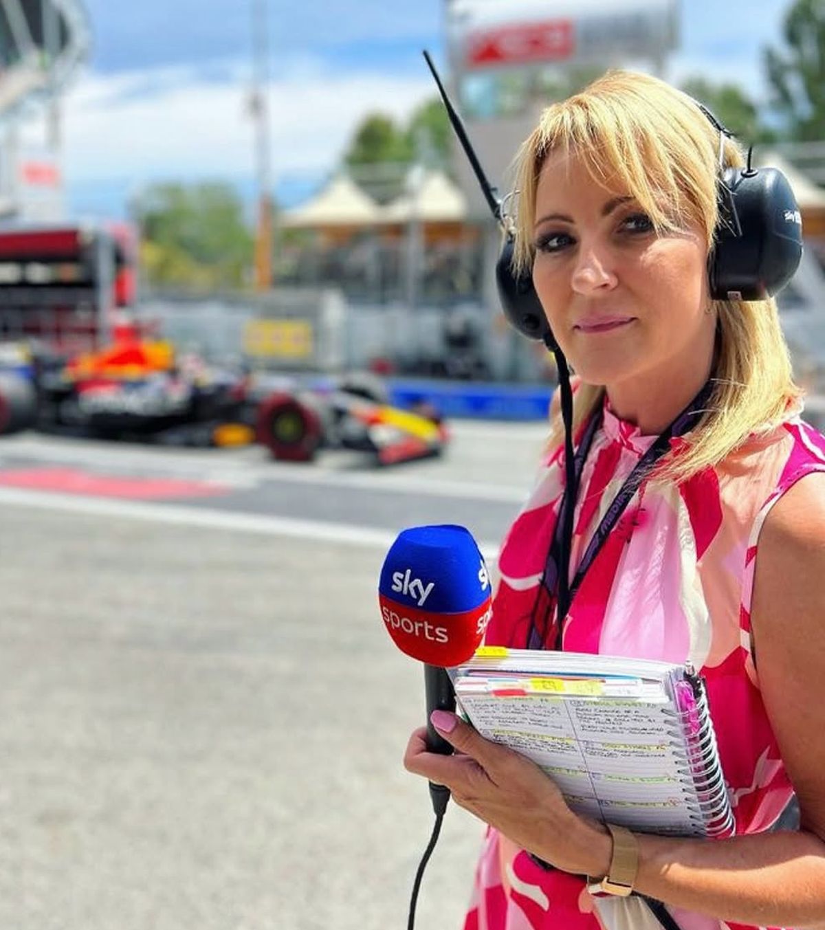 „Am primit mesaje oribile” O celebră jurnalistă a demisionat la câteva zile după ce a dezvăluit coșmarul prin care a trecut după un interviu cu Max Verstappen