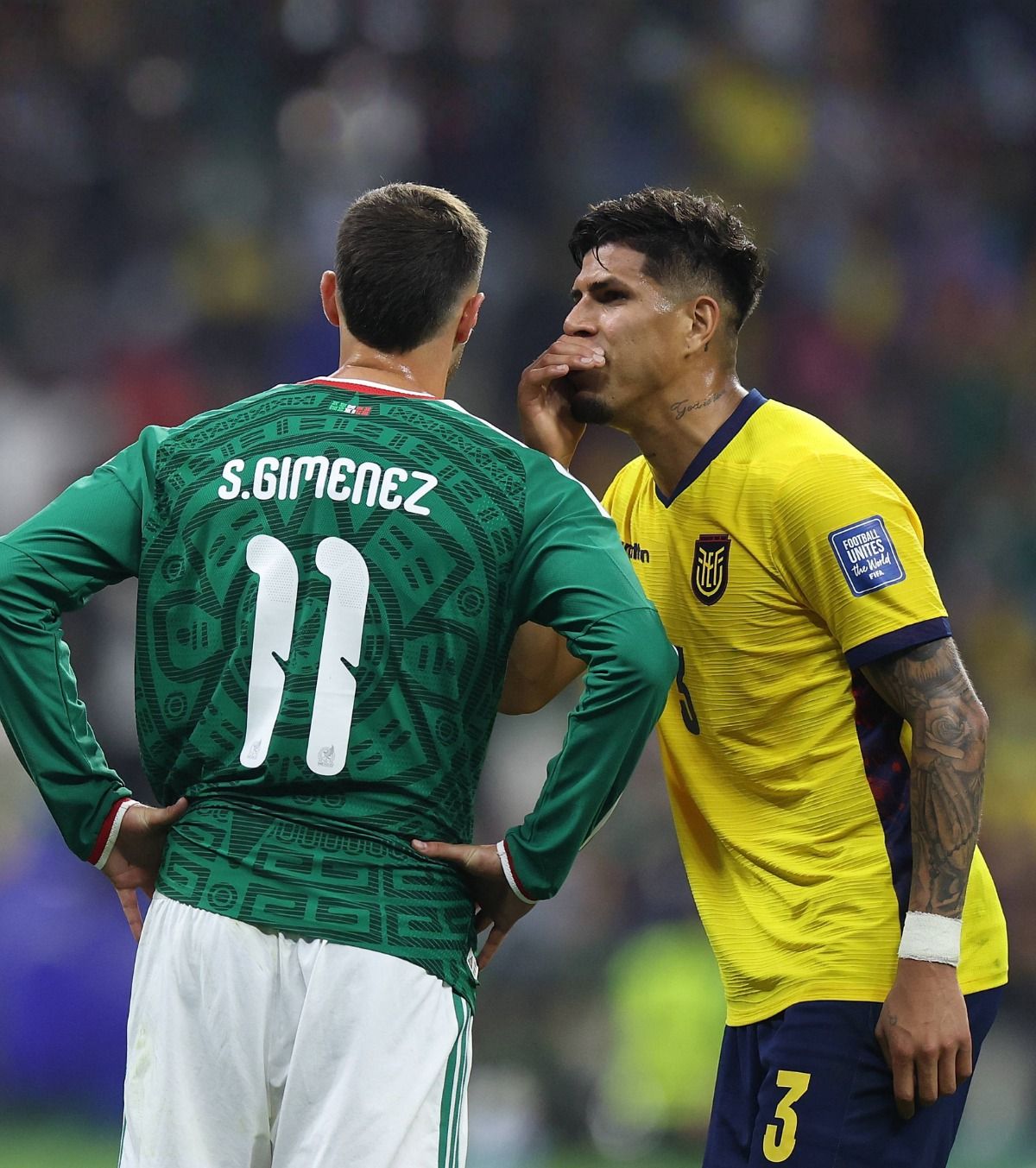 Noua regulă FIFA, încălcată din nou FOTO. Al doilea jucător eliminat după ce și-a acoperit gura: „Fără creier!” » Ce este „Legea Vinicius”