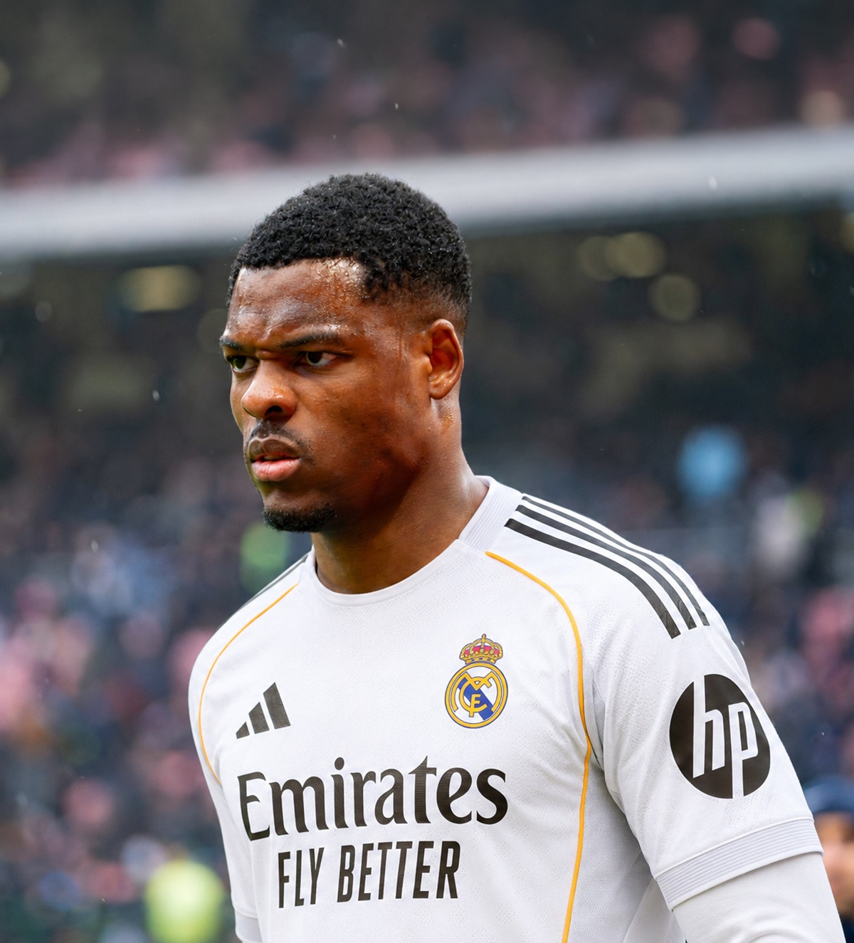 Oficial: Chivu și-a pierdut titularul Denzel Dumfries a fost prezentat de Real Madrid