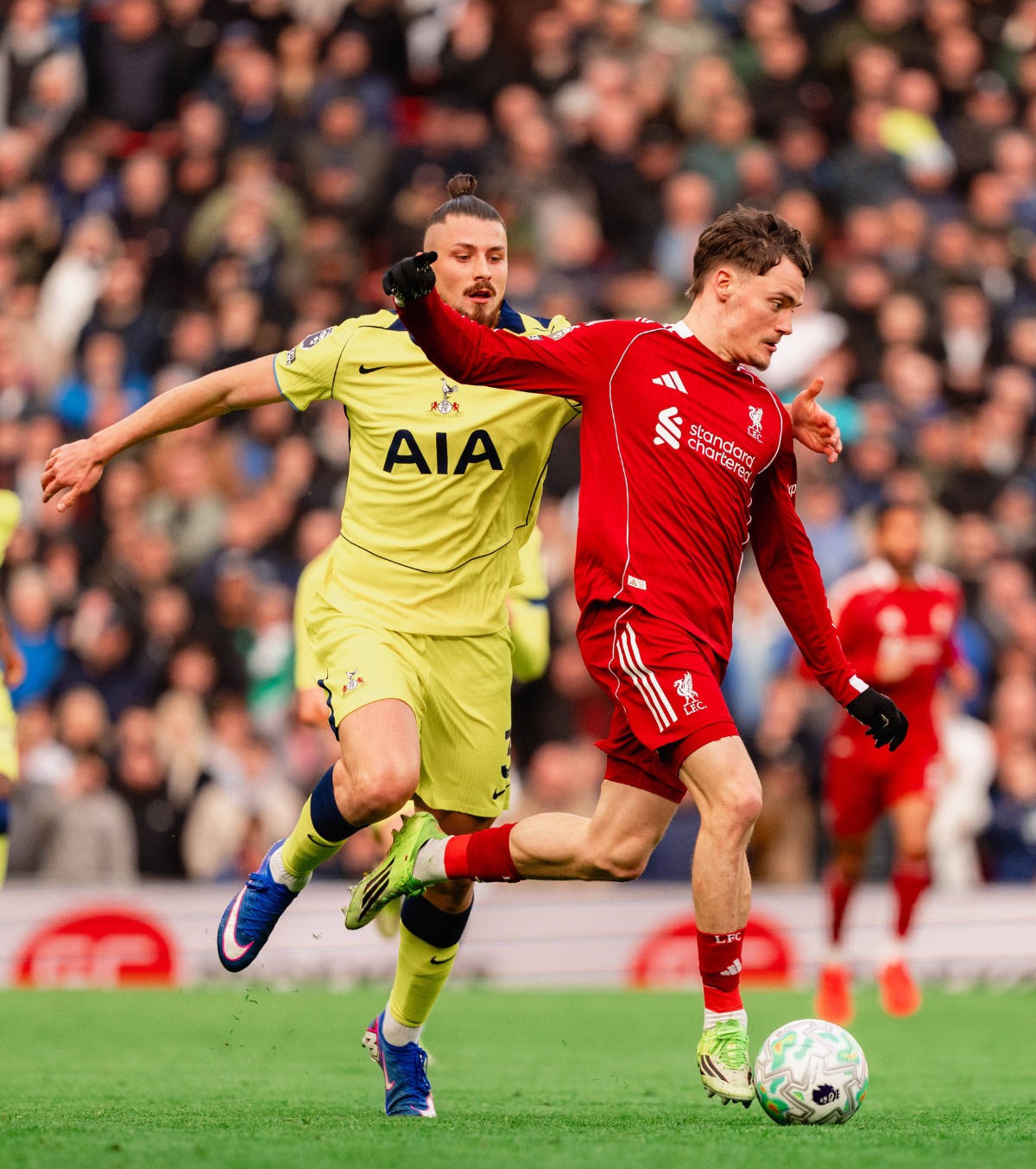 De ce a eșuat Drăgușin! 5 motive pentru care „tricolorul” nu a reușit la Tottenham și în Premier League