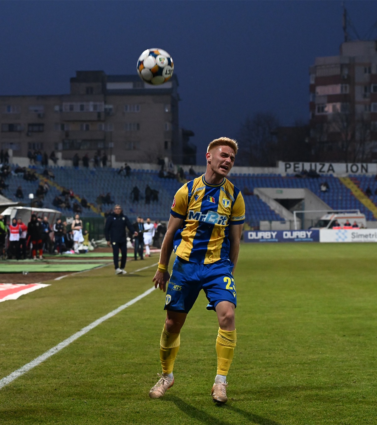 Taxă de zeci de mii de euro Un fotbalist care bate la porțile naționalei, dat în judecată de clubul care l-a format: „Avem o convenție din 2014”