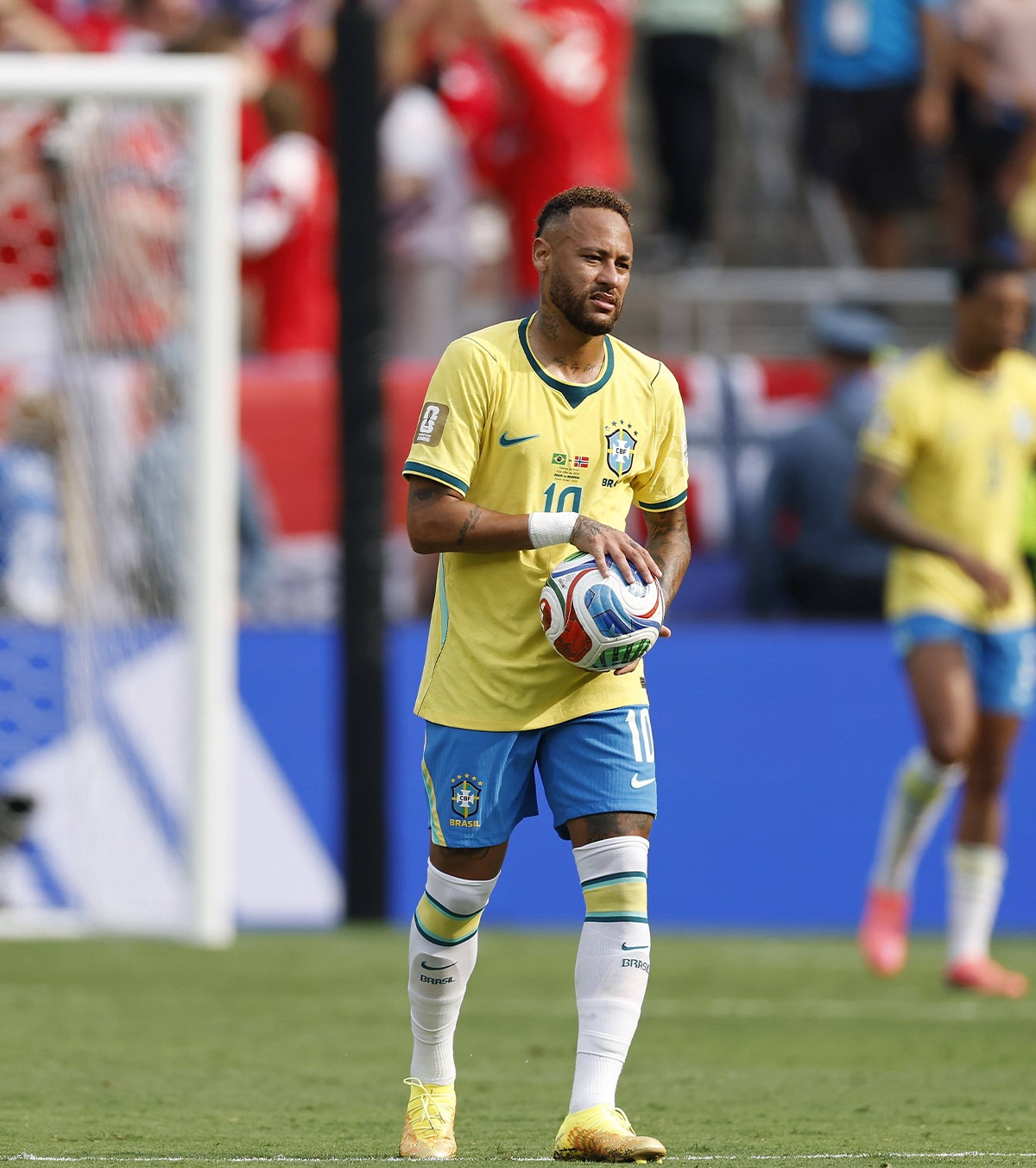 Retragere definitivă!? Neymar ar fi gata să renunțe la fotbal! Motivul din spate + Cele trei variante pe care le are