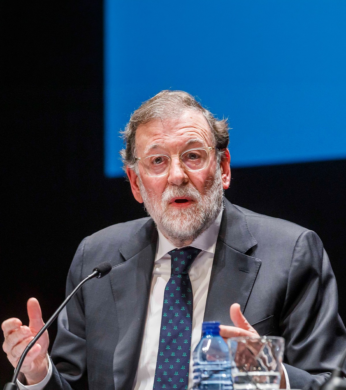 Rajoy rupe tăcerea Fostul prim-ministru a reacționat după ce a fost acuzat de rasism la adresa Franței. Critici pentru autoritățile din Spania