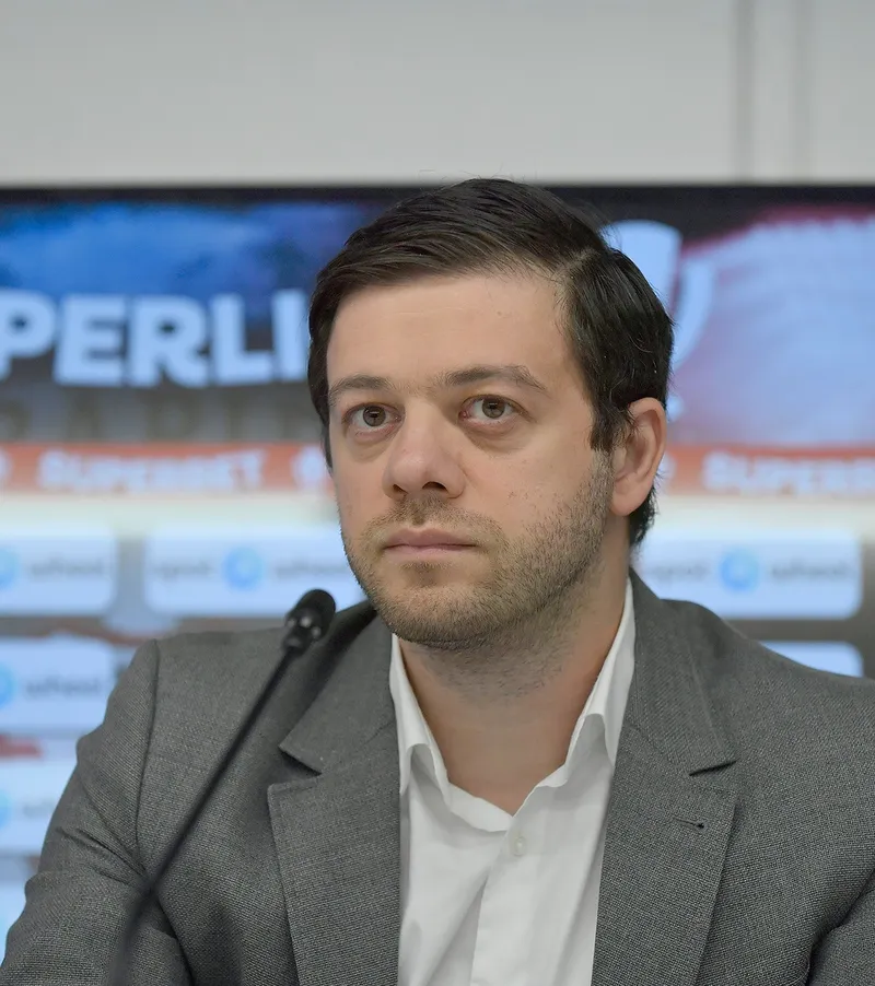 Vin întăririle la Rapid Victor Angelescu a anunțat noi transferuri: „Suntem în negocieri cu mai mulți jucători”