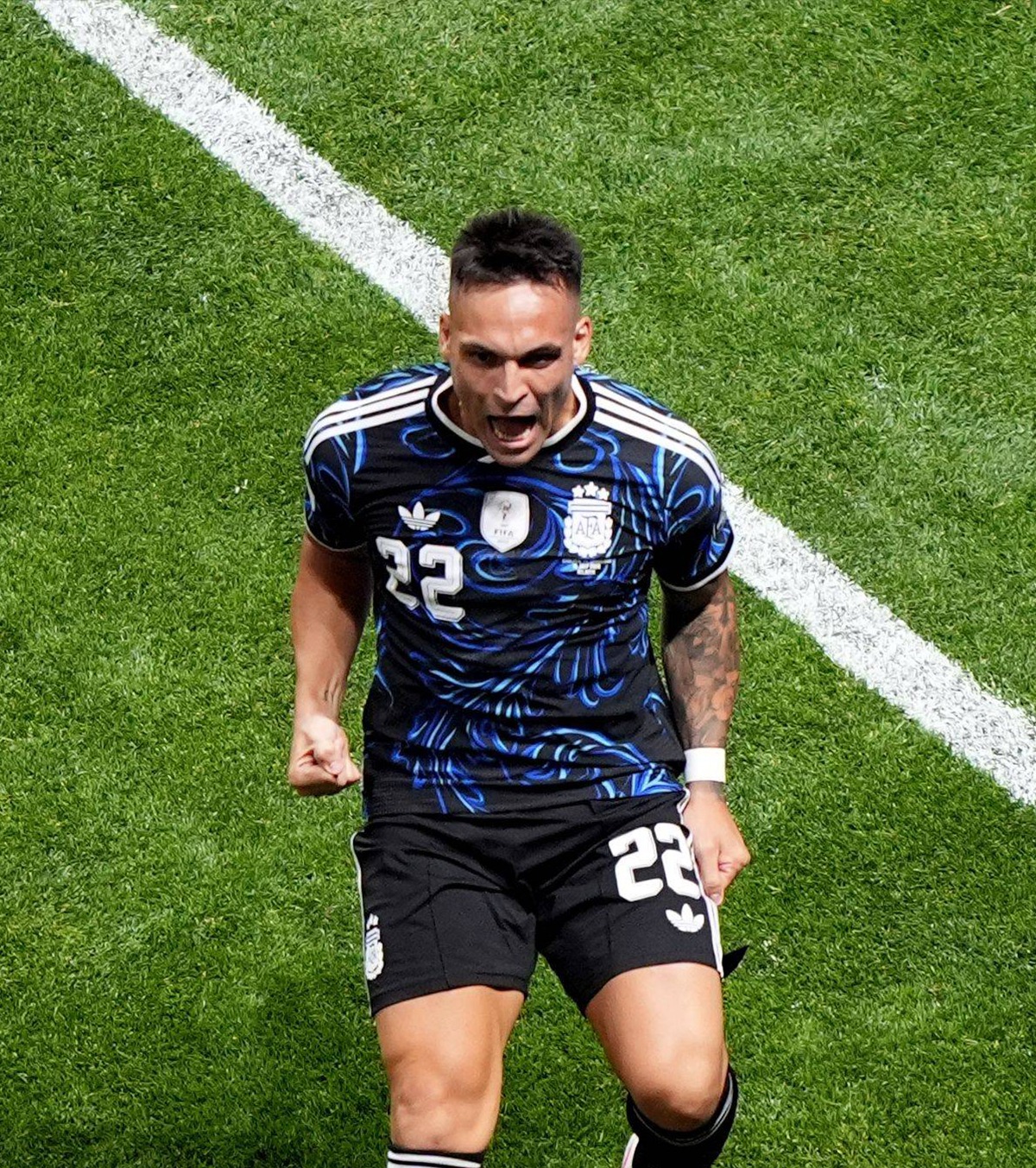 De ce va juca Argentina finala CM Secretele campionilor în fața Angliei: schimbările lui Scaloni, filosofia „Nu cedăm niciodată” și Messi