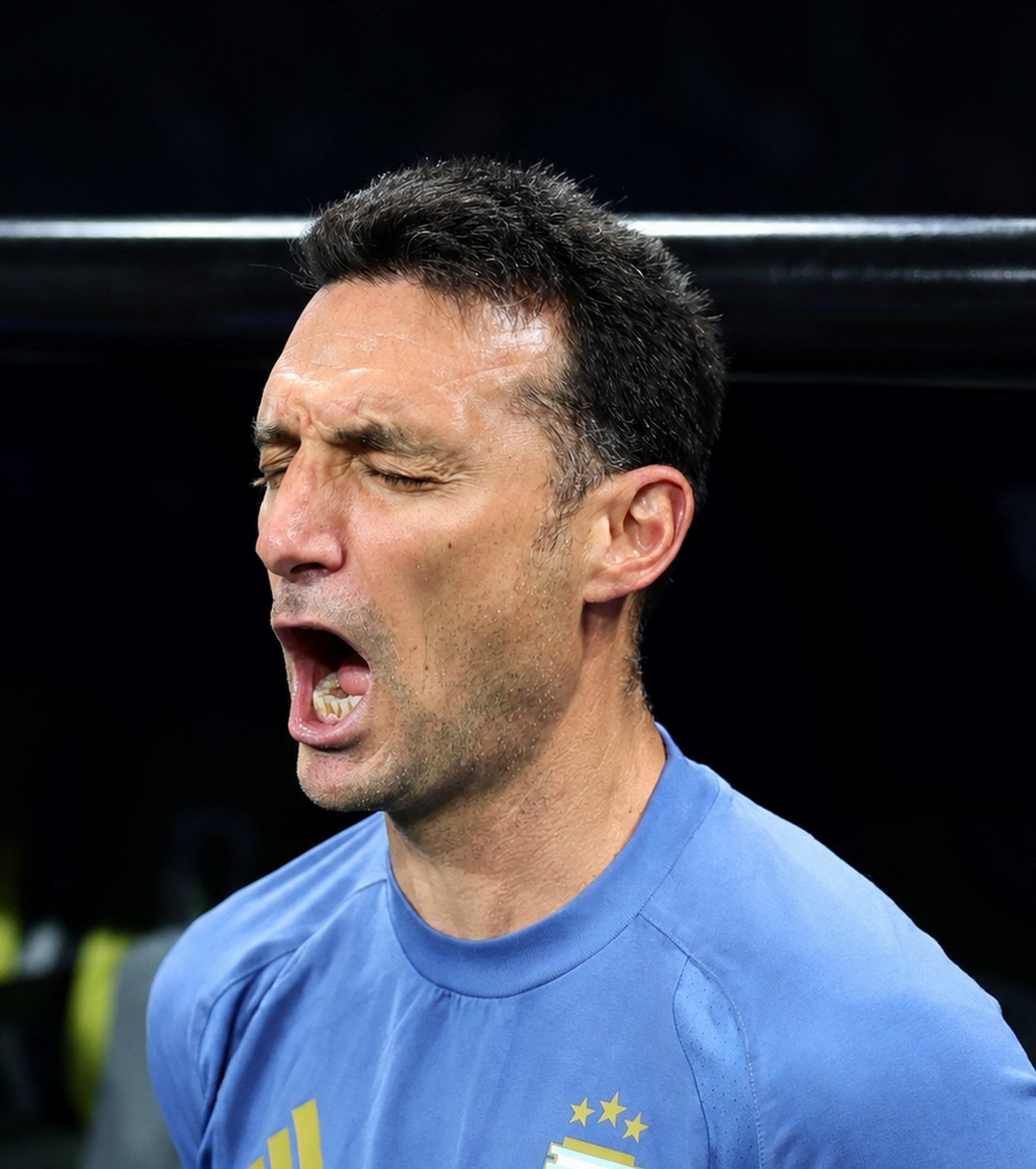 Trei imagini care explică remontada Ați remarcat aceste detalii? Ele au ajutat-o pe Argentina să-i „întoarcă” pe englezi în ultimele minute ale unei semifinale memorabile