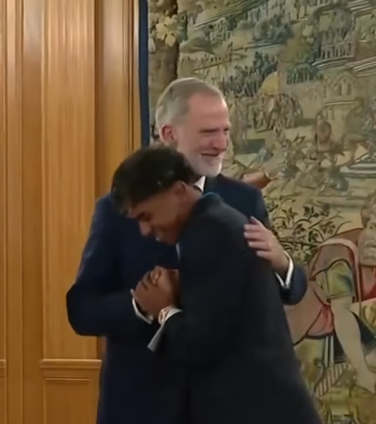 A încălcat protocolul pentru Lamine Yamal! FOTO: Gestul făcut de Regele Felipe al VI-lea la Palatul Zarzuela a stârnit comentarii