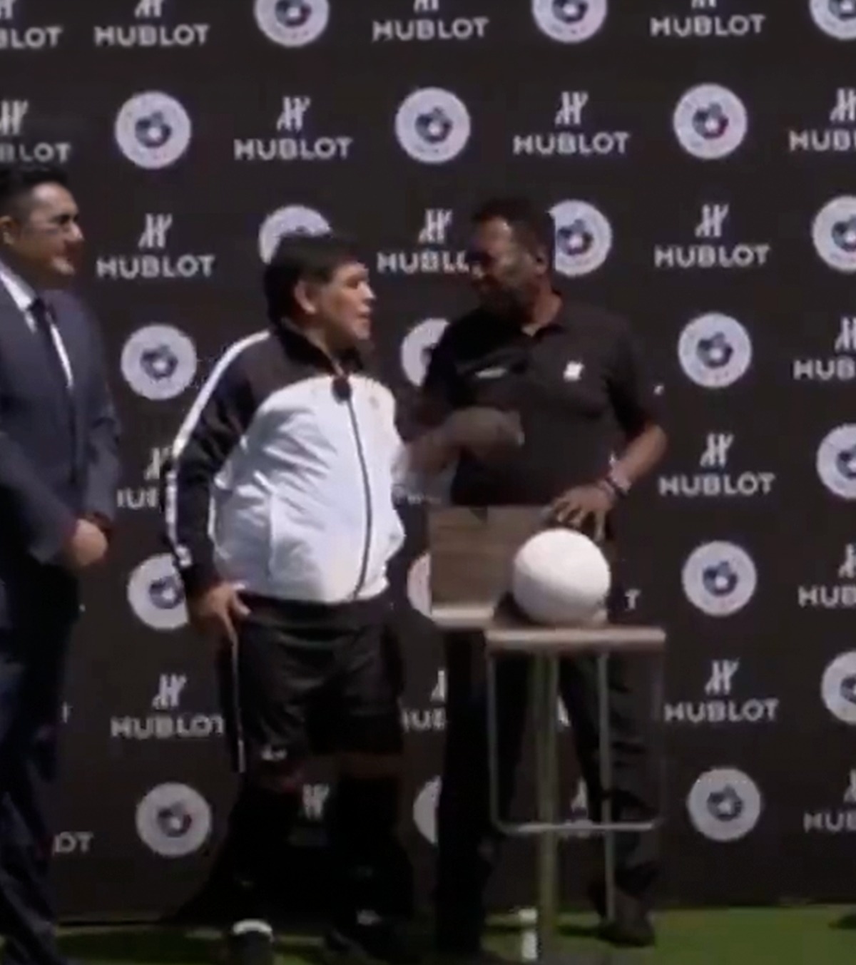 „Messi n-are personalitate” VIDEO: Dialogul dintre Pele și Maradona , din urmă cu 10 ani, a redevenit viral: „Nu e un lider înnăscut”