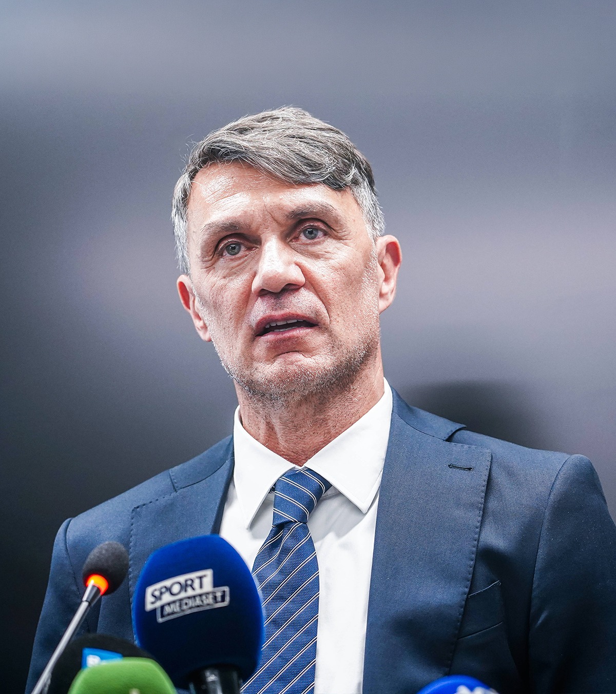 Maldini merge până la capăt Directorul Federației Italiene ar putea pleca după doar 16 zile, dacă Pirlo nu devine selecționer. Ce variante mai are pe masă