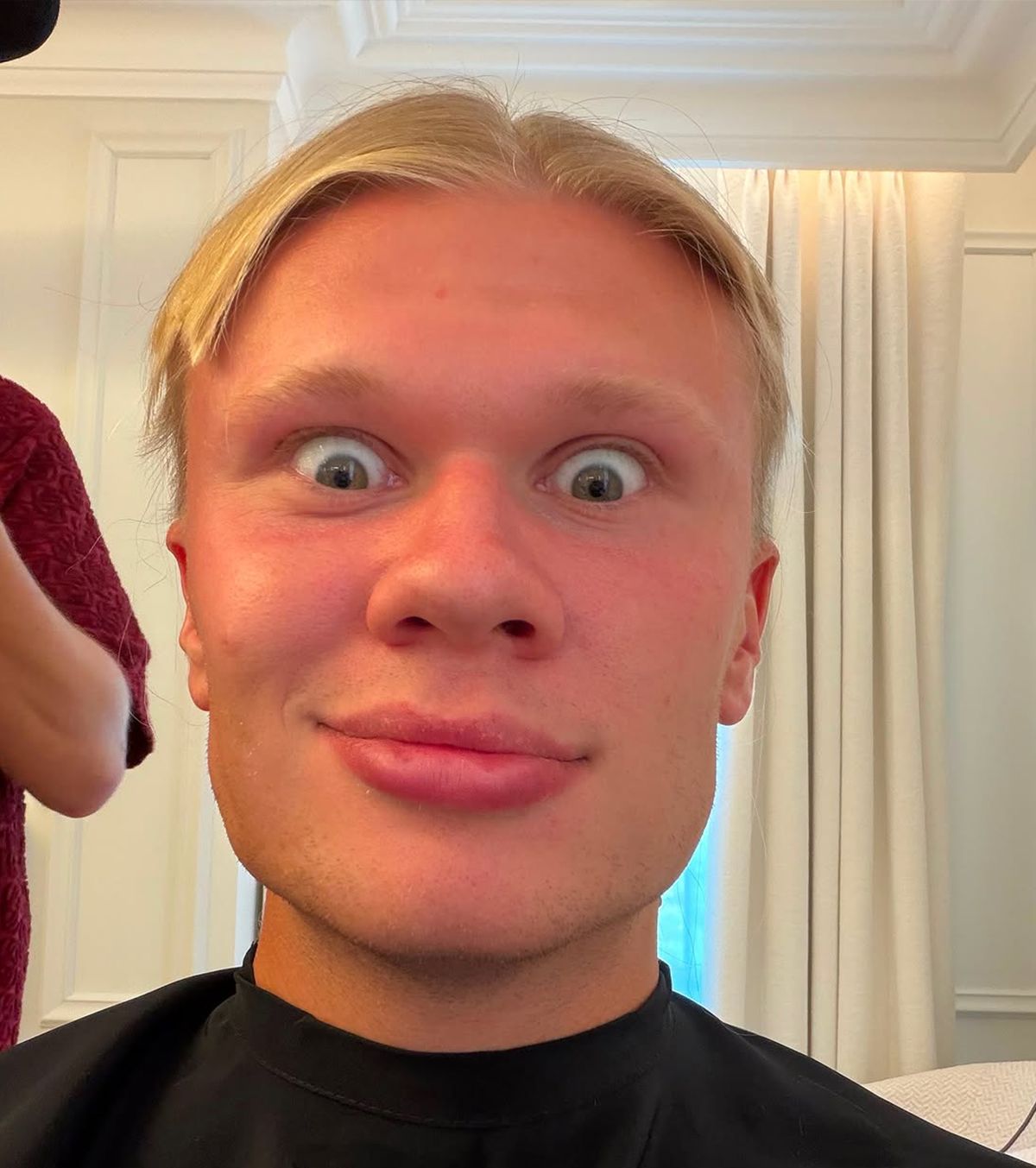Haaland șochează   FOTO.  Norvegianul  și-a schimbat radical look-ul!  Cum arată acum + Ibrahimovic, reacție fabuloasă: „Blochează-mă”