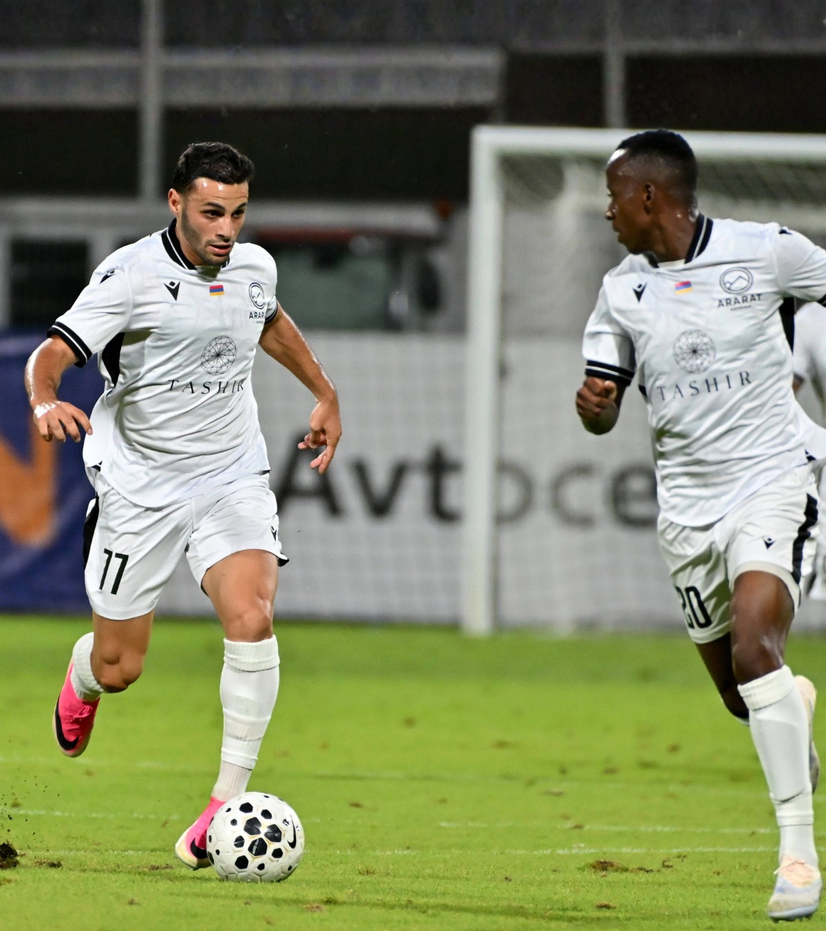 Șansă pentru olteni   Ararat-Armenia, evoluție neconvingătoare  înaintea returului cu U Craiova  din Europa League