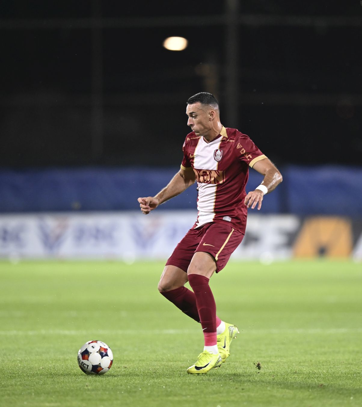 Neplătit de aproape un an!  Noul star de la CFR Cluj  nu a încasat niciun salariu  de când a sosit + 7 luni fără bani și la fosta echipă!