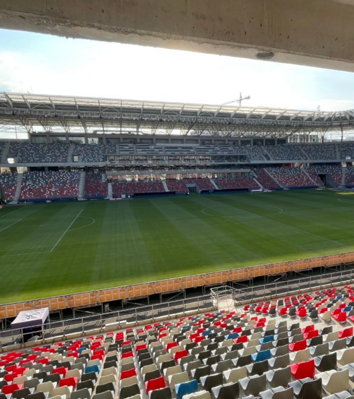 Ghencea, gaură de milioane!  S-au cheltuit  peste 10 milioane de euro în 5 ani,  dar veniturile sunt infime!  GOLAZO.ro  are bilanțul contabil al stadionului Steaua